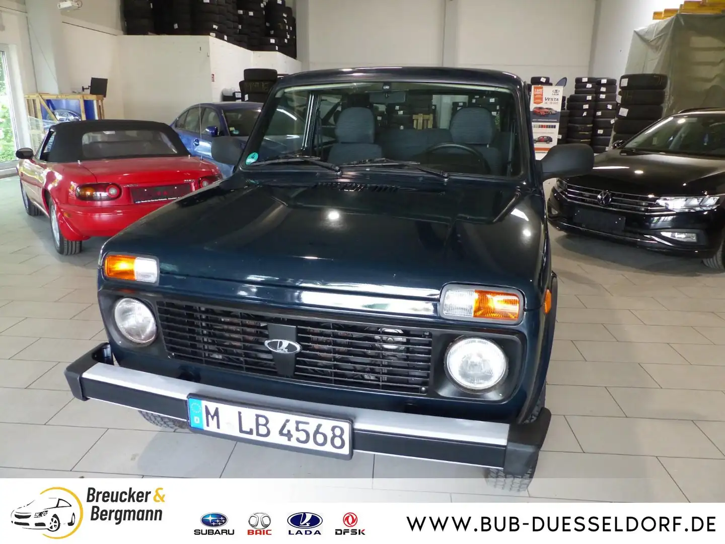 Lada Taiga Basis 4x4 Grün - 1
