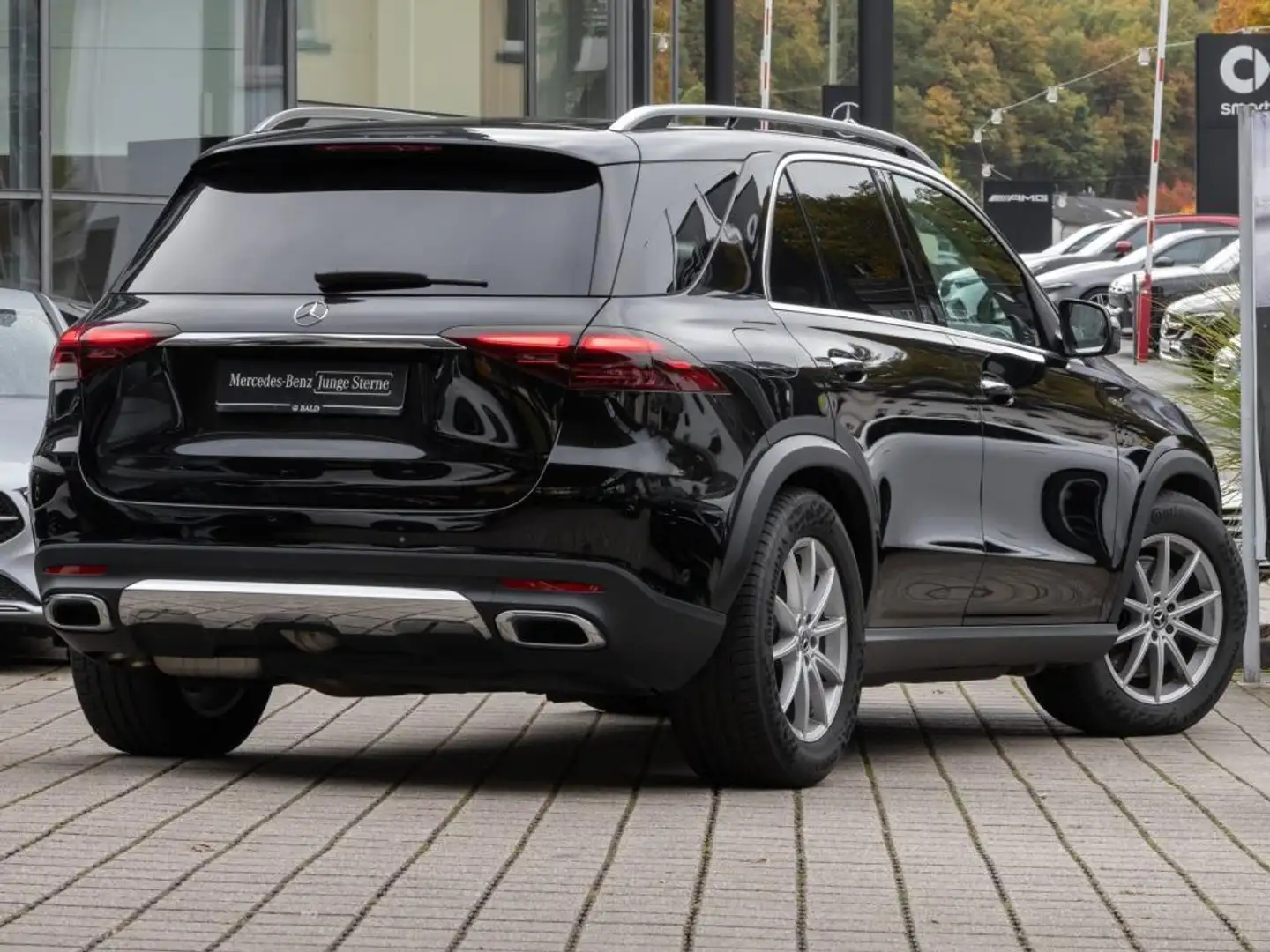 Mercedes-Benz GLE 450 d 4M Pano/Burm/Airm/AHK/HUD/360/Memo/Dis Schwarz - 2