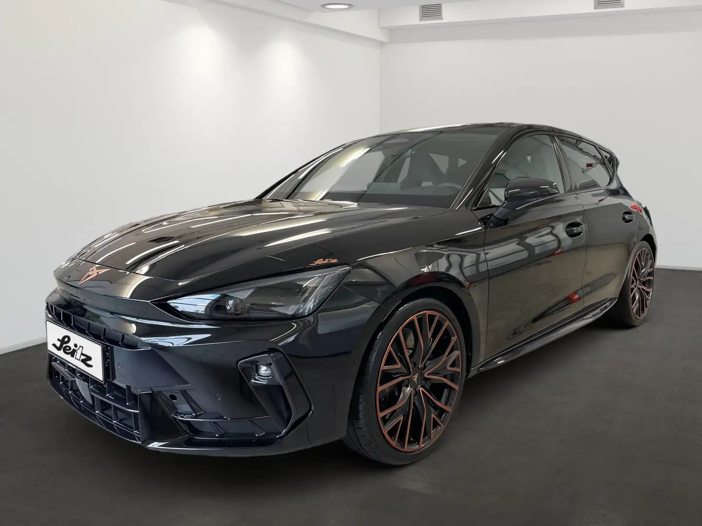 CUPRA Leon 2.0 TSI VZ *PANO*AHK*SENNHEISER*KAMERA* Zwart - 2