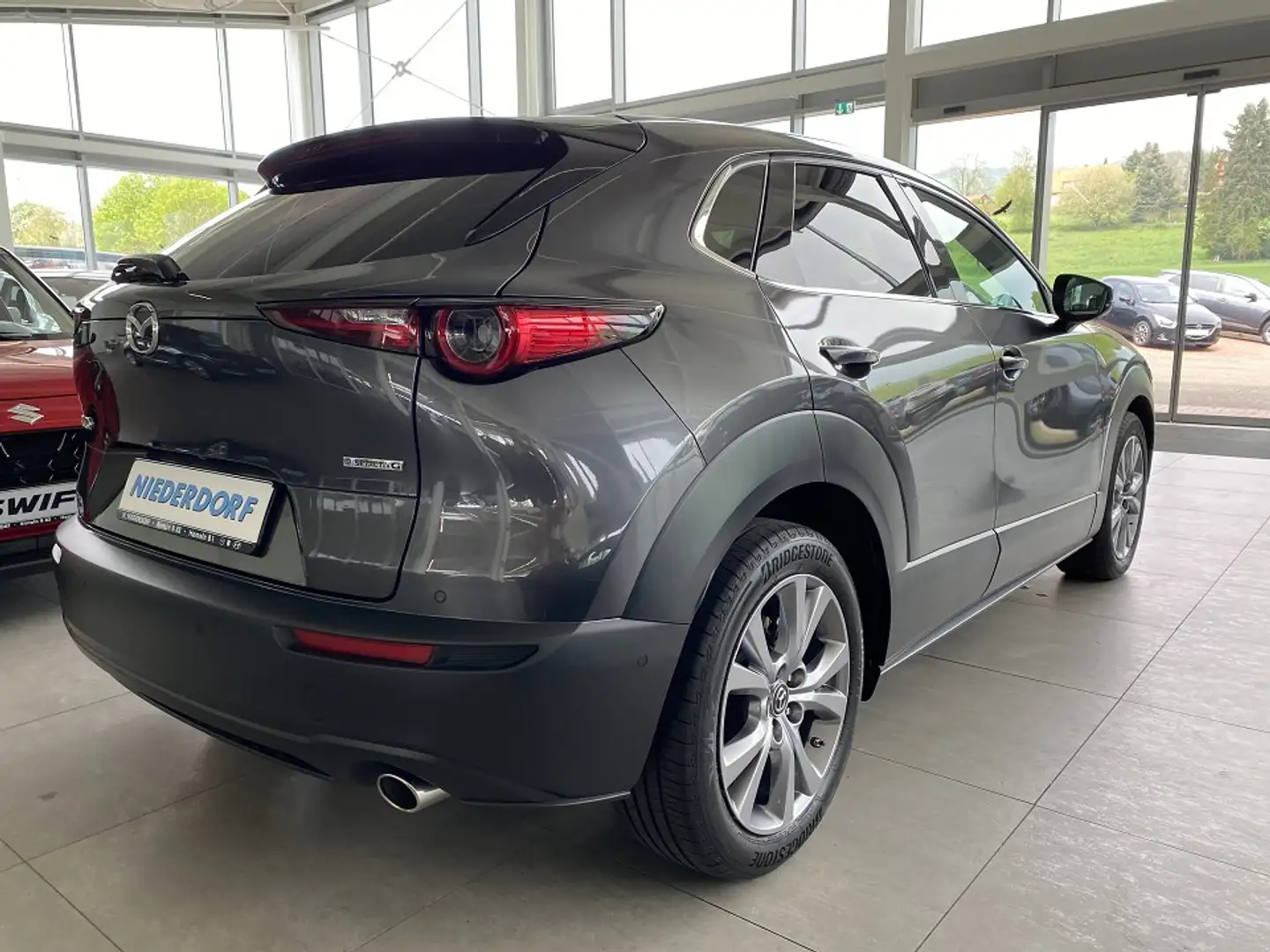 Mazda CX-30 2.0 SELECTION DES-P PREM-P Grau - 2