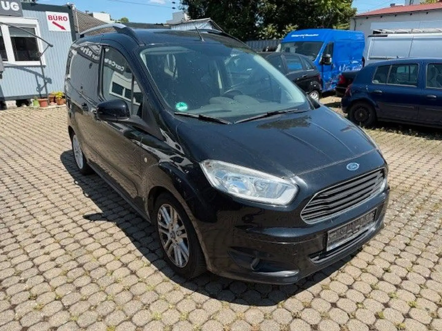 Ford Tourneo Courier Titanium Noir - 1