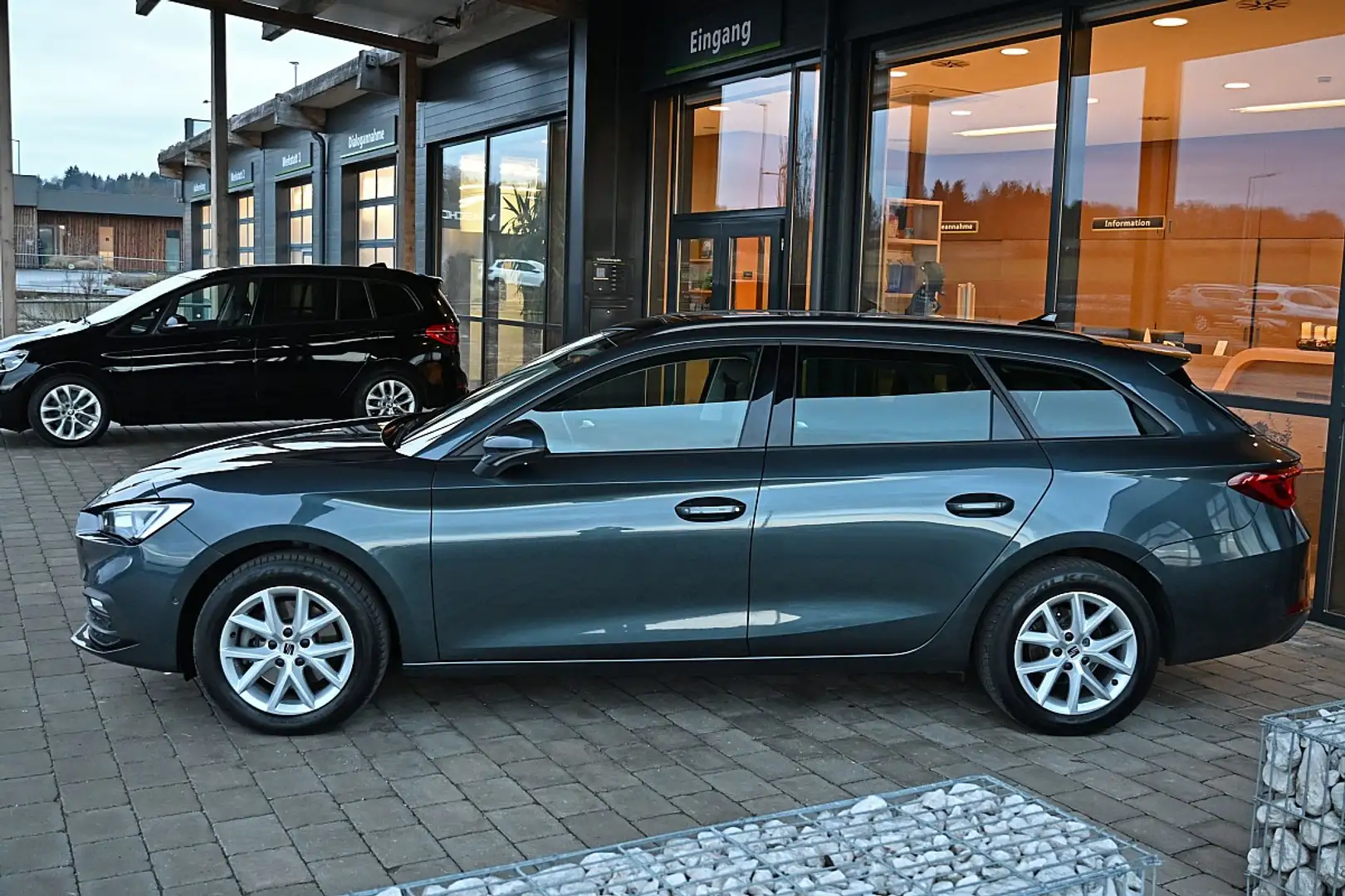 SEAT Leon SP Style TDI DSG ACC, AHK schwenkbar, beatsAudi... Gris - 2