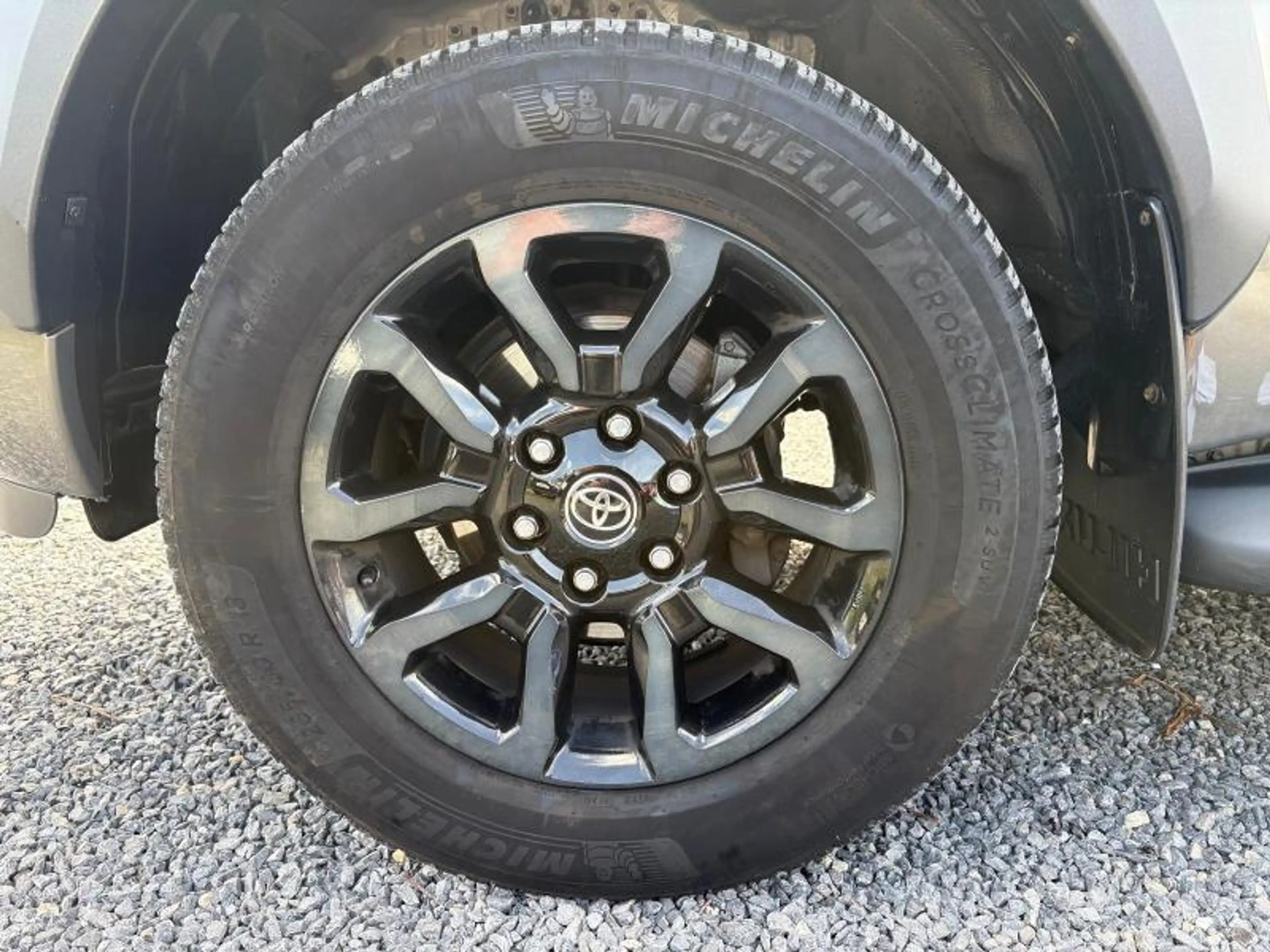Toyota Hilux Double Cabine INVICIBLE — photo 15