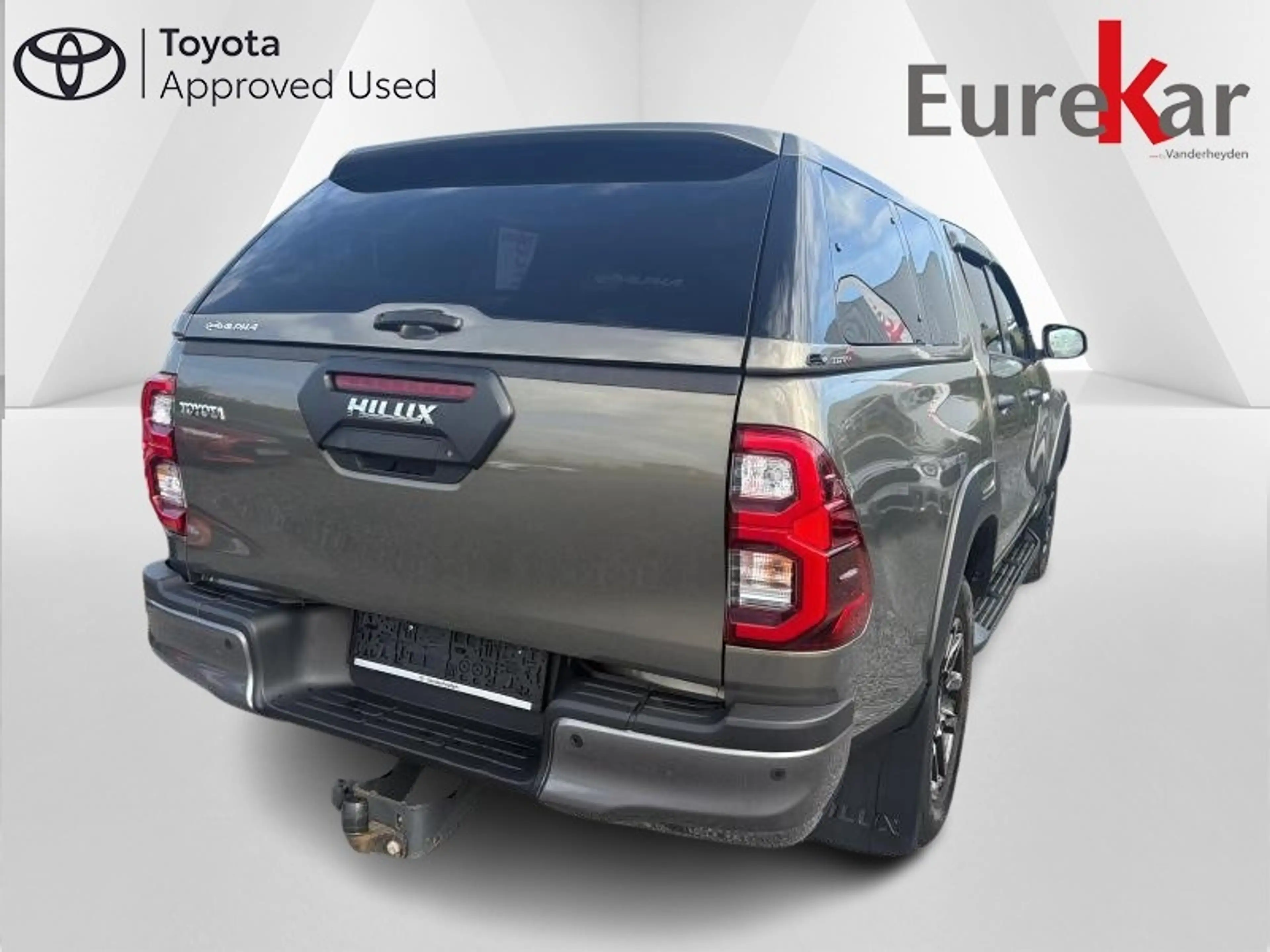 Toyota Hilux Double Cabine INVICIBLE — photo 3