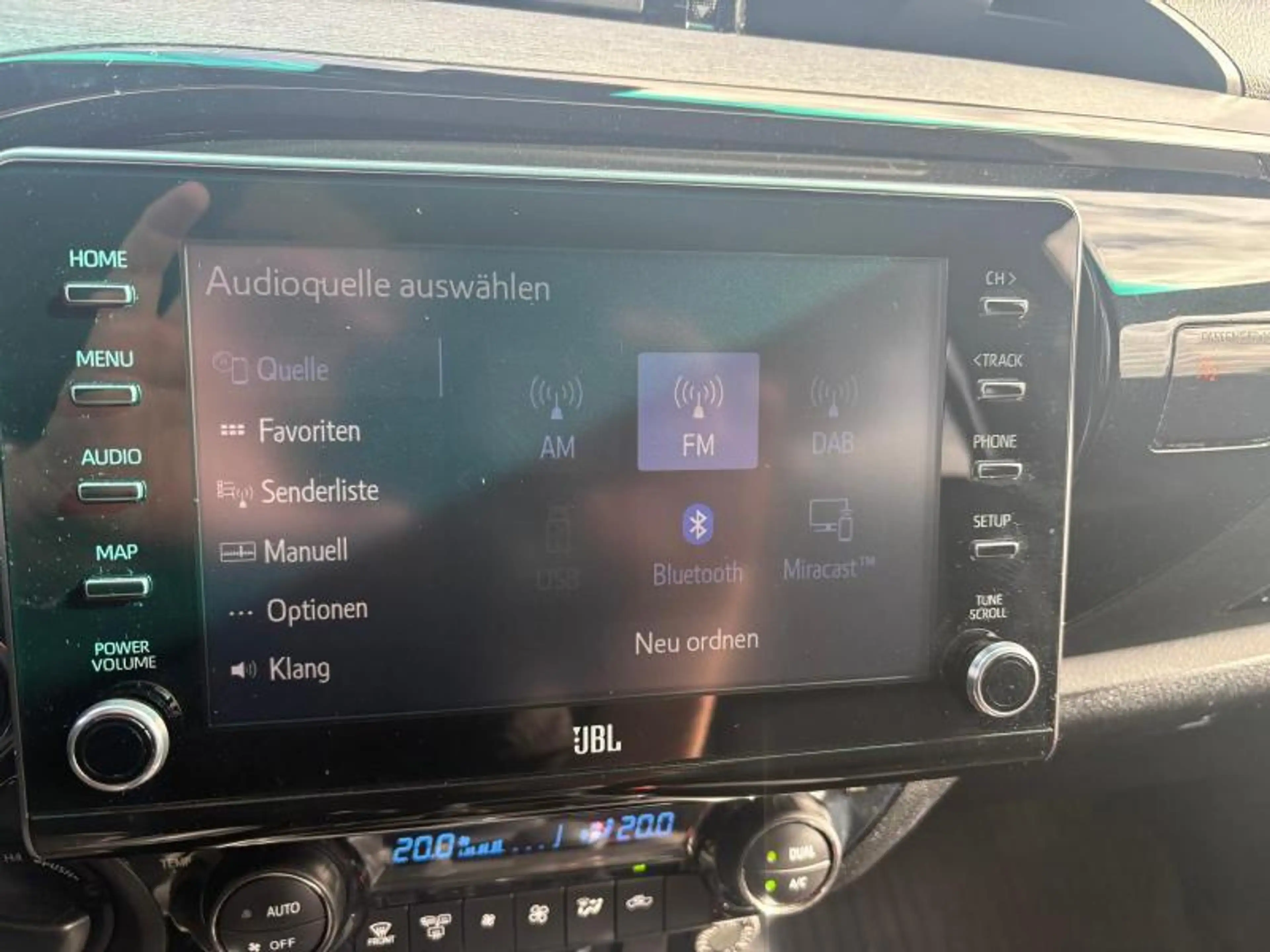 Toyota Hilux Double Cabine INVICIBLE — photo 11