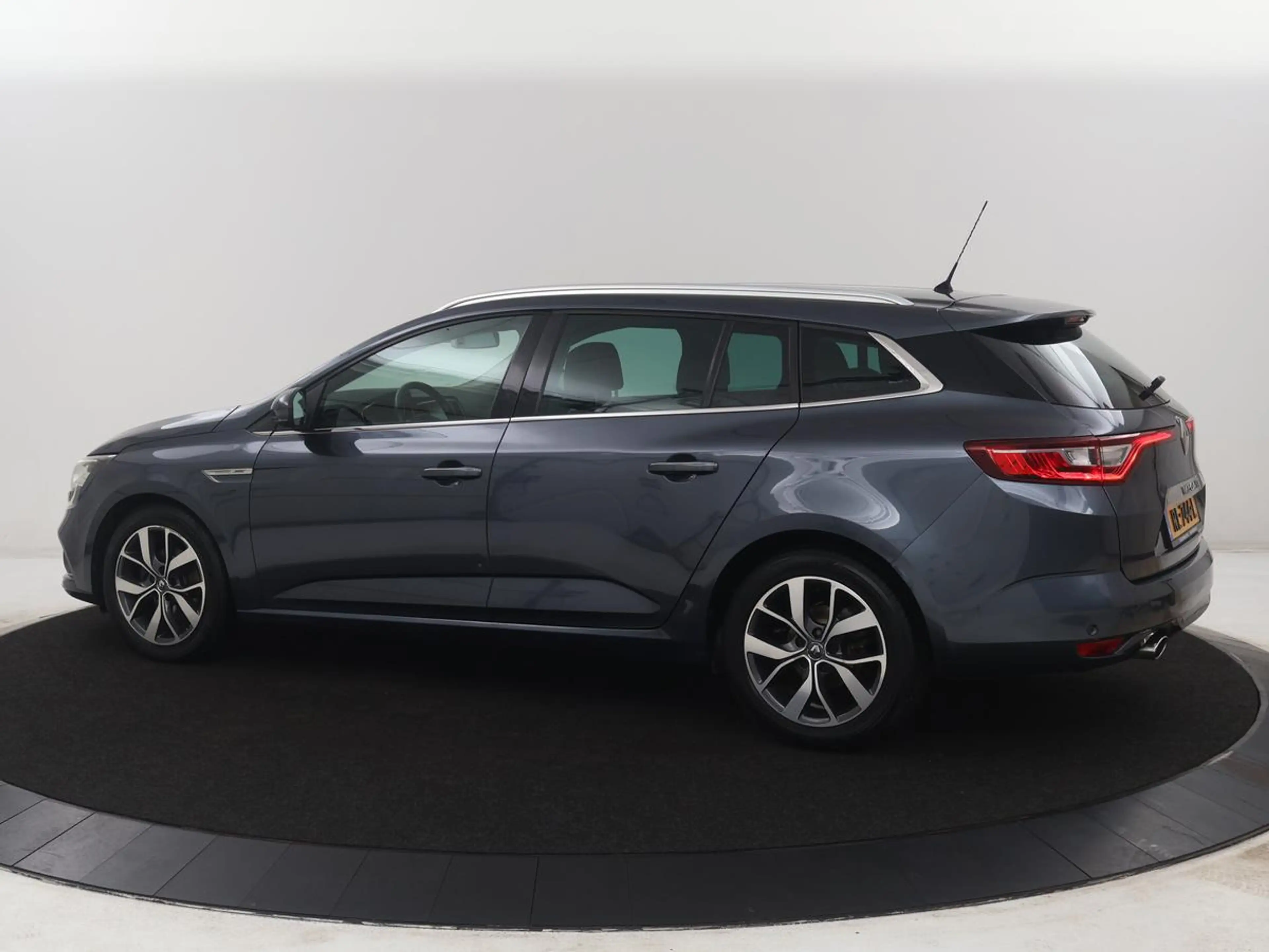 Renault Megane Estate 1.2 TCe Bose | Bose Sound | Dodehoek Ass. | — photo 2