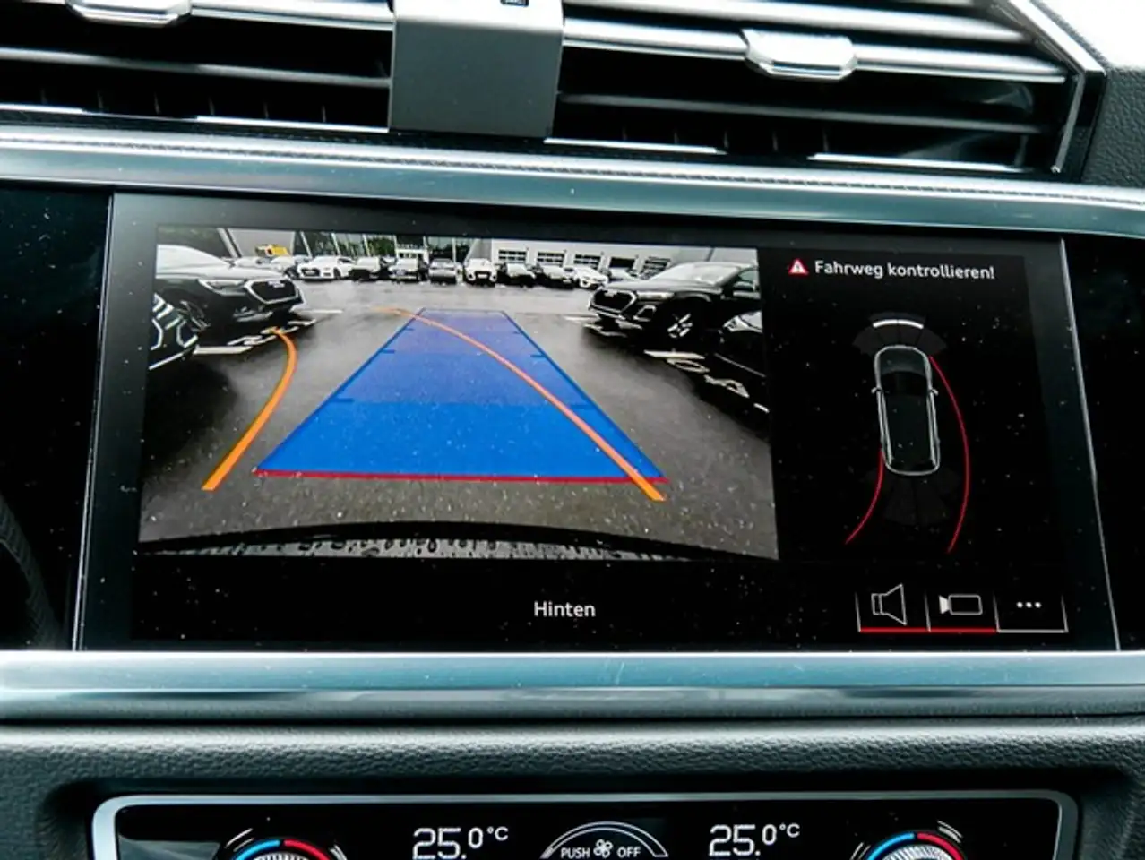 Audi Q3 35 S LINE BLACKPAK AHK CAM ACC LM19 E-KLAPPE 14