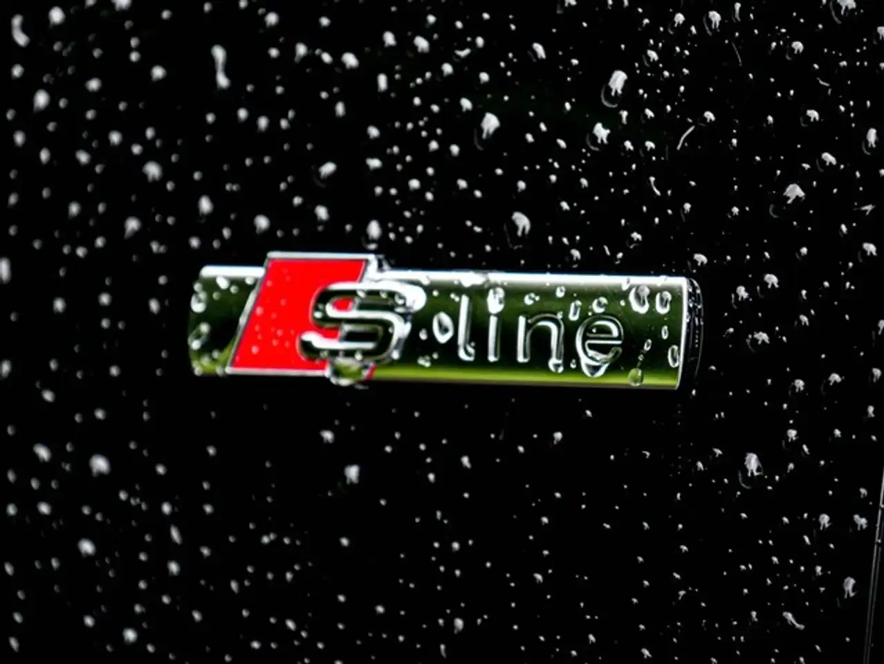 Audi Q3 35 S LINE BLACKPAK AHK CAM ACC LM19 E-KLAPPE 15