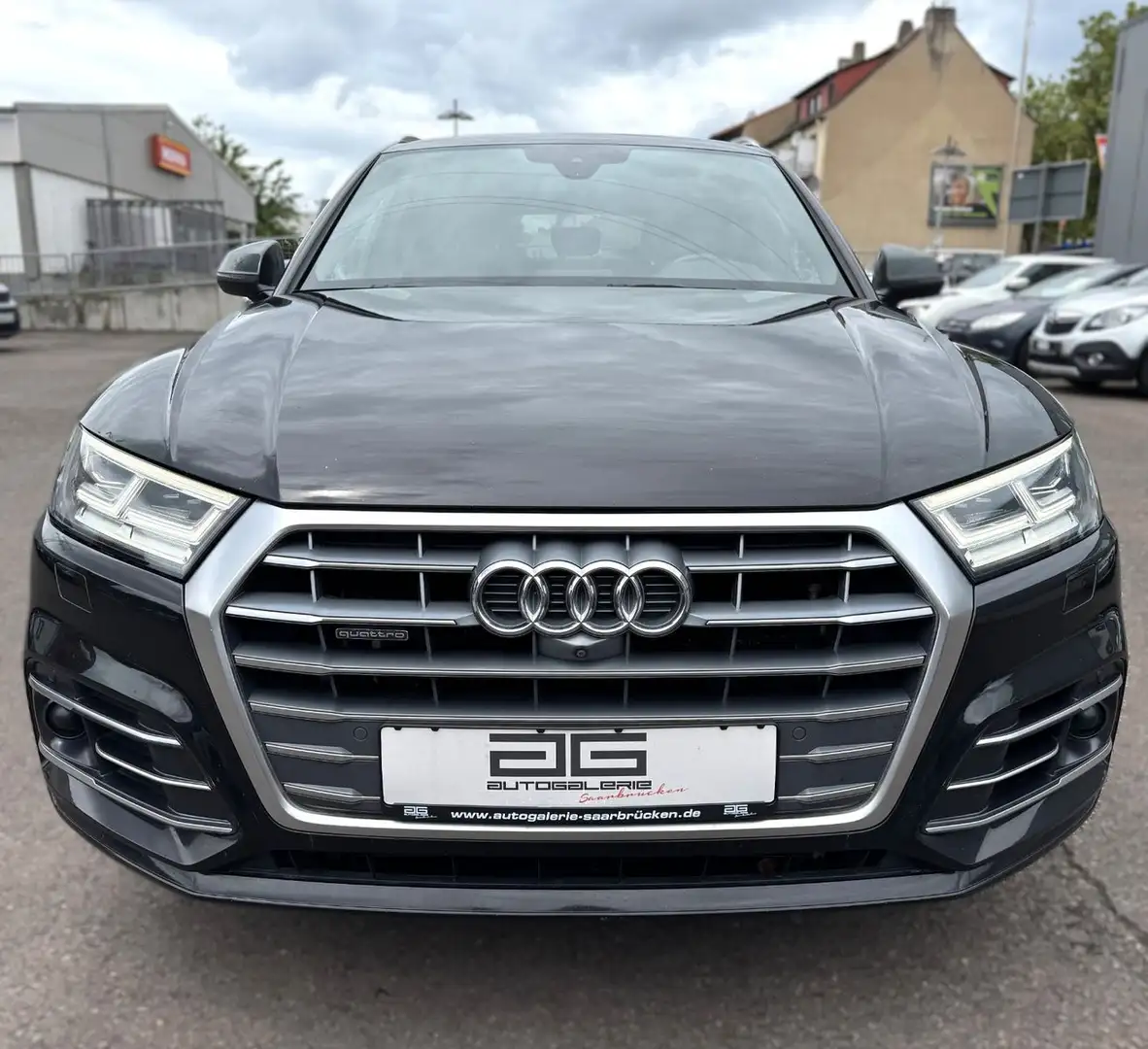 Audi Q5 3.0TDI quattro S line *Virtuell/Navi/Massage* Schwarz - 2
