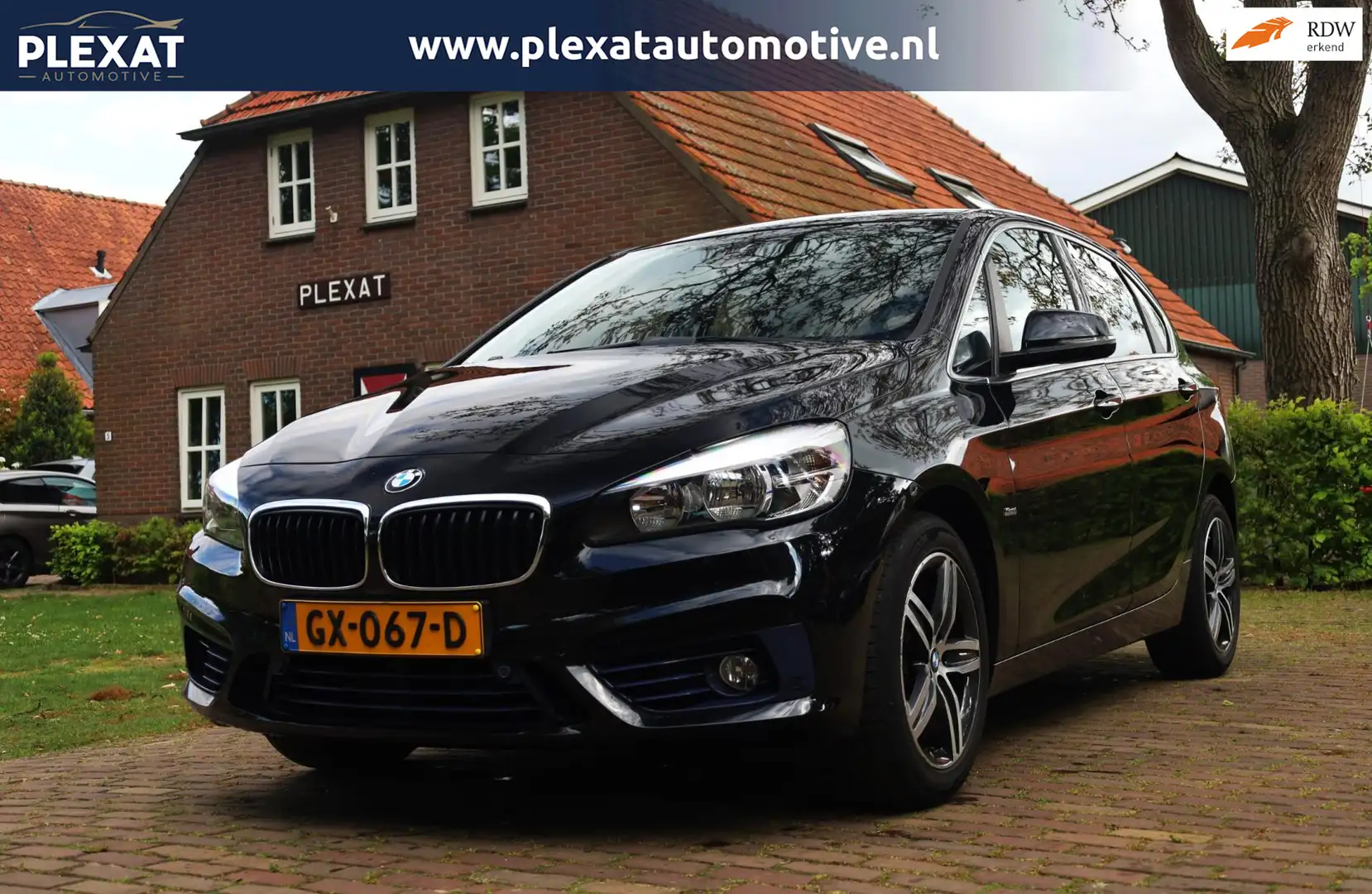 BMW 218 2-serie Active Tourer 218d Corporate Lease Sport A Zwart - 1
