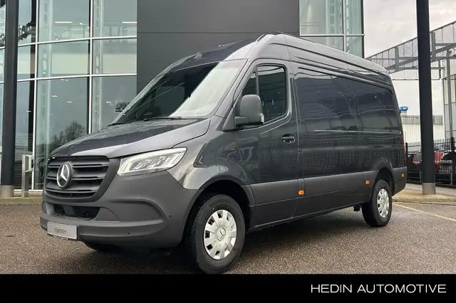 Mercedes-Benz 320 eSprinter L2/H2 Pro 81kWh | Winterpakket | High-pe