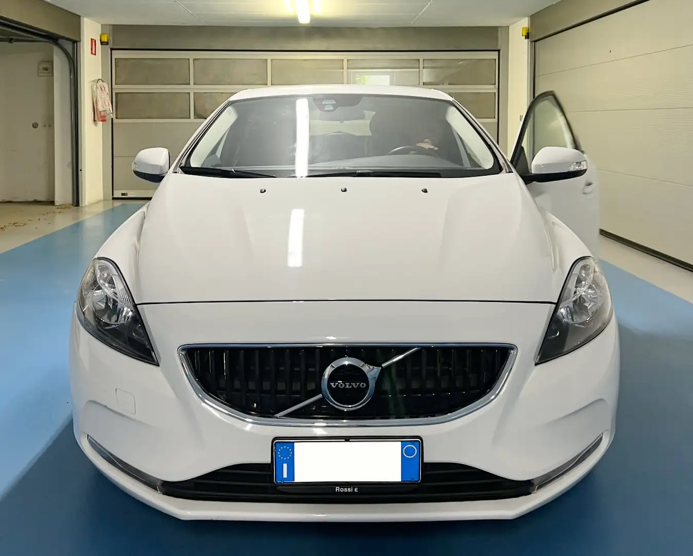 Volvo V40 V40 II 2012 2.0 t2 Momentum my17 Bianco - 2