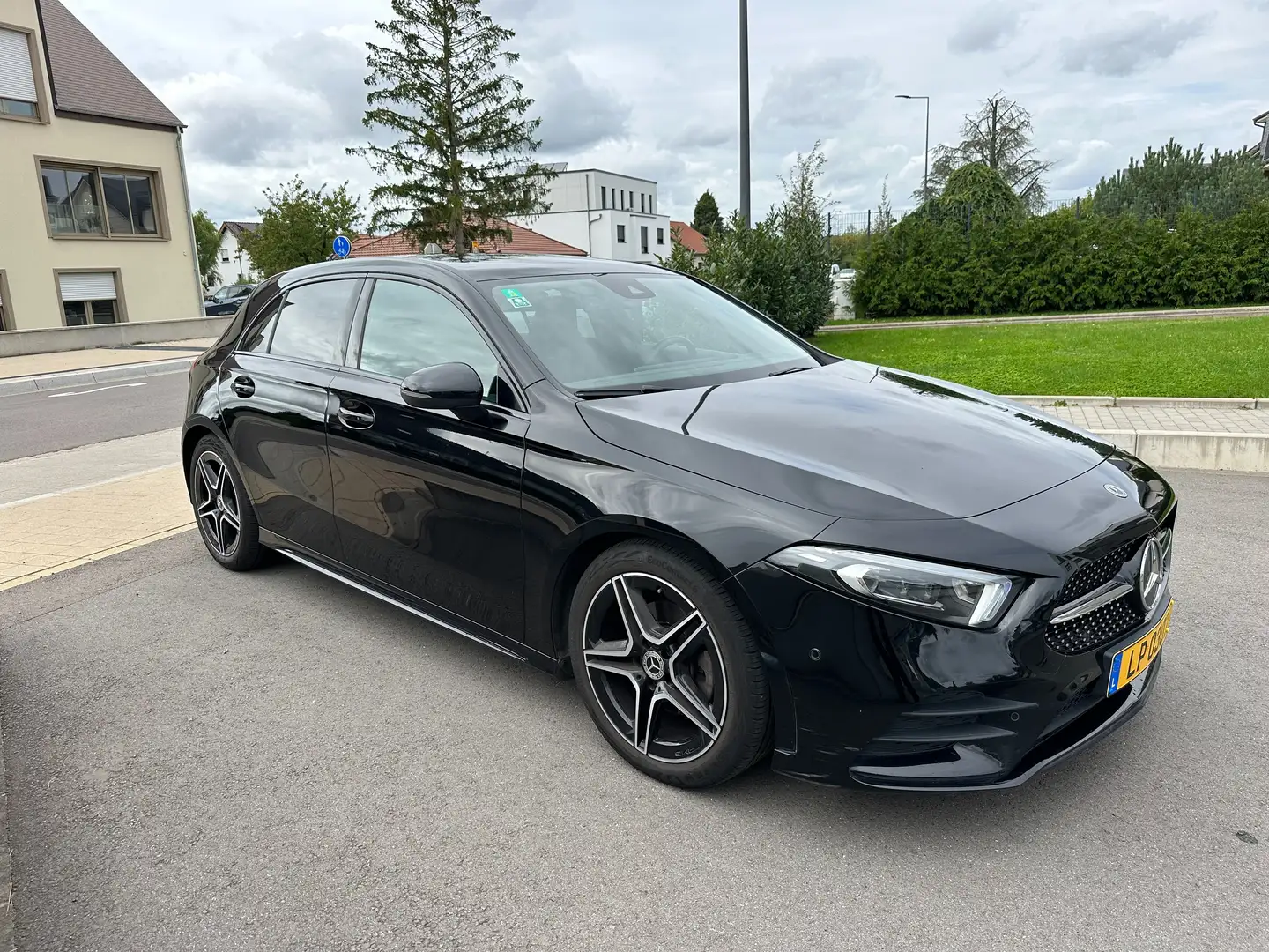 Mercedes-Benz A 200 AMG Line Noir - 1