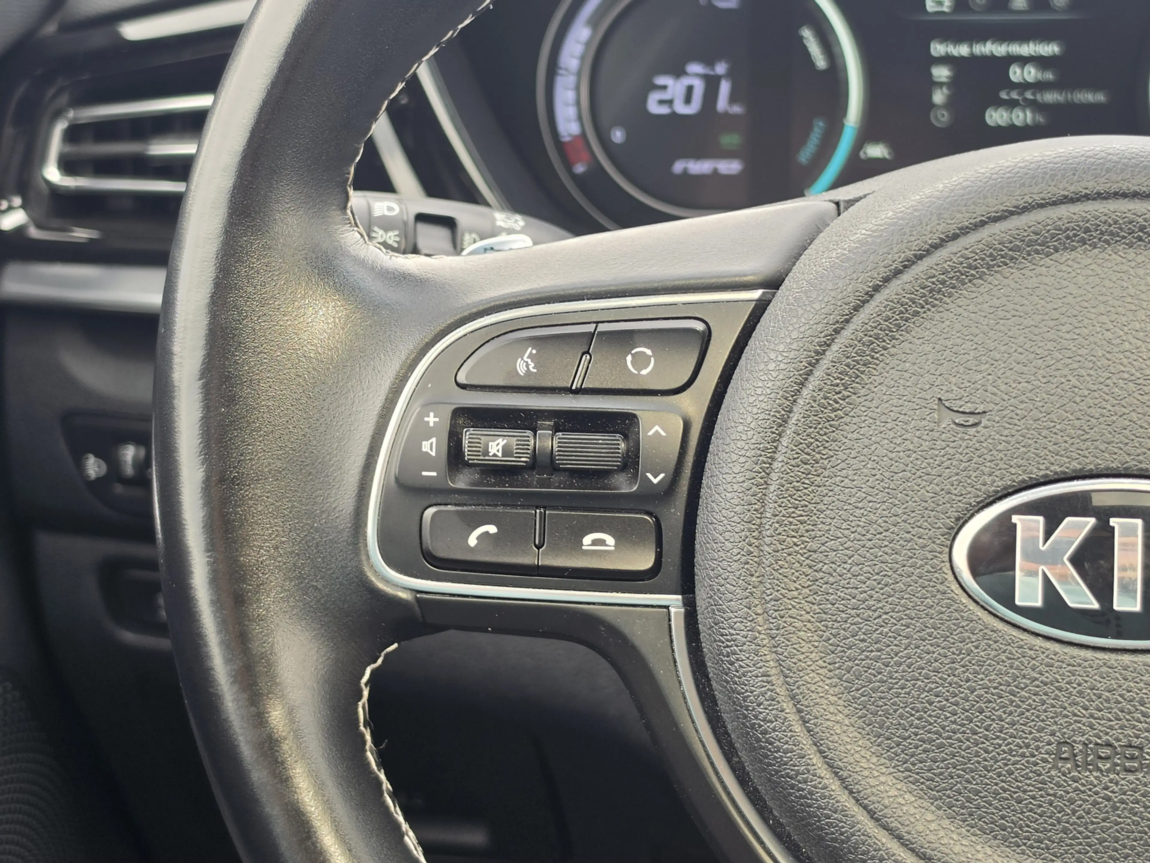 Kia e-Niro DynamicPlusLine 64 kWh | SOH 100% | 3 Fase laden | — photo 19