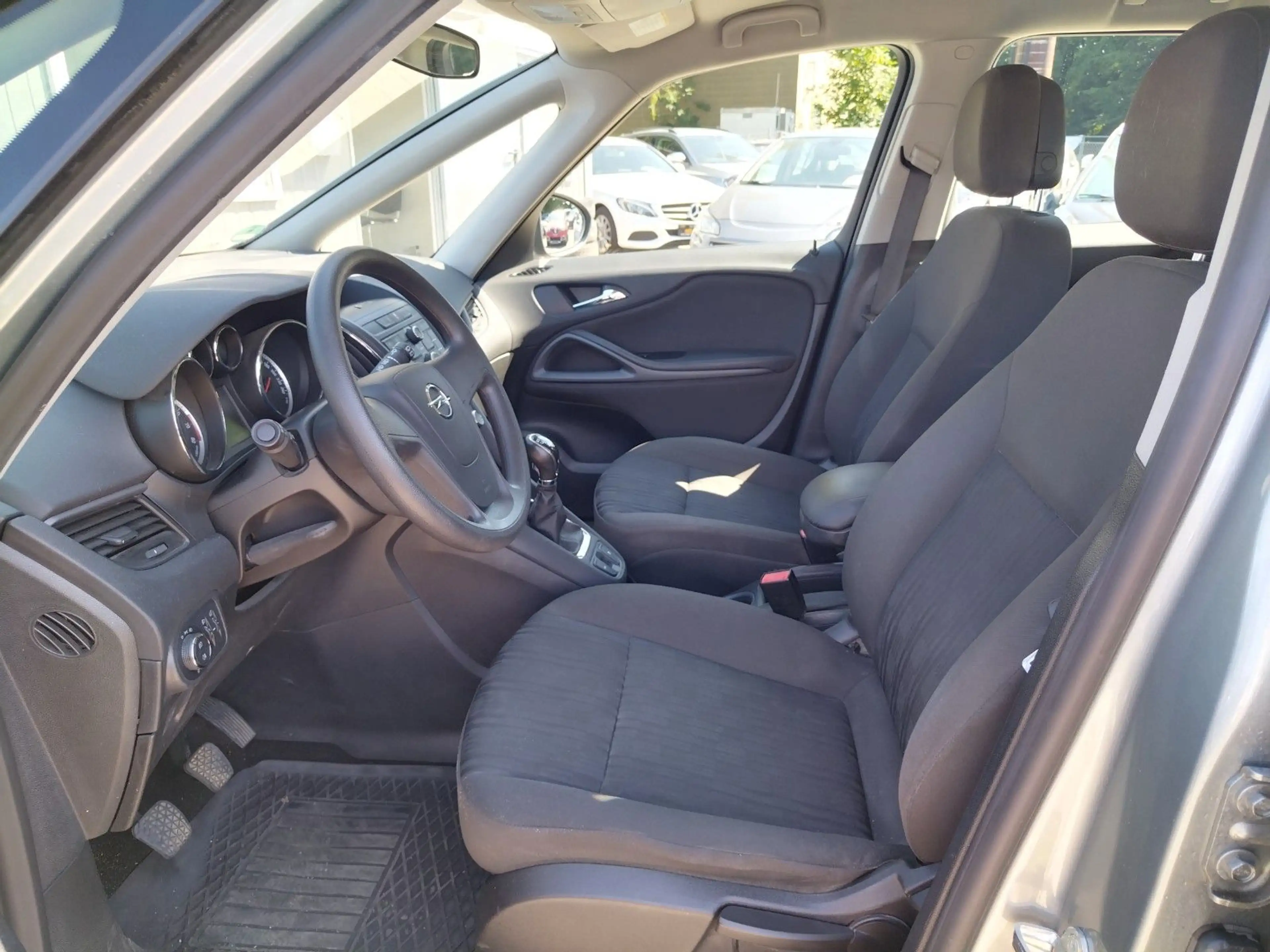 Opel Zafira C Tourer Selection+97000 km+KLIMA+AHK — photo 10