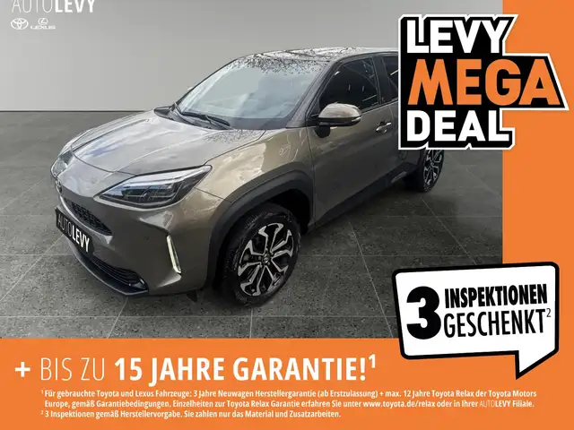 2023 Toyota Yaris Cross in Bronze for sale