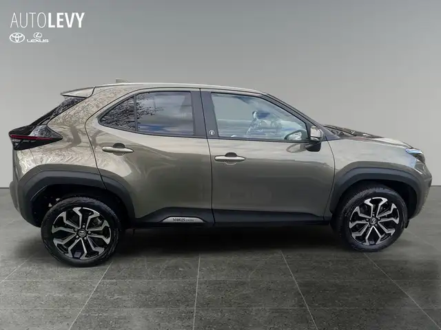 Toyota Yaris Cross view 7