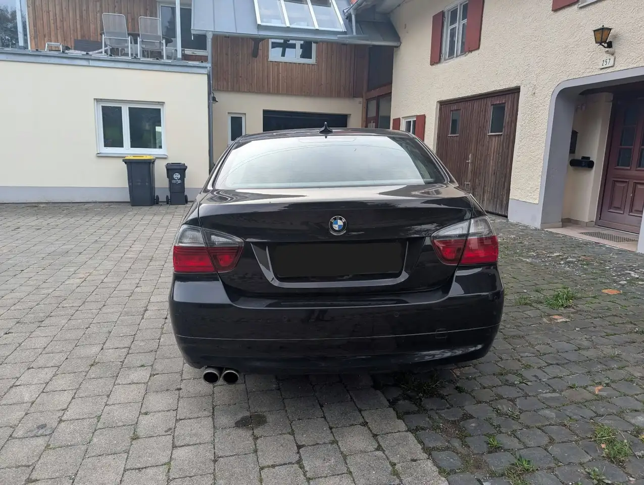 BMW 330