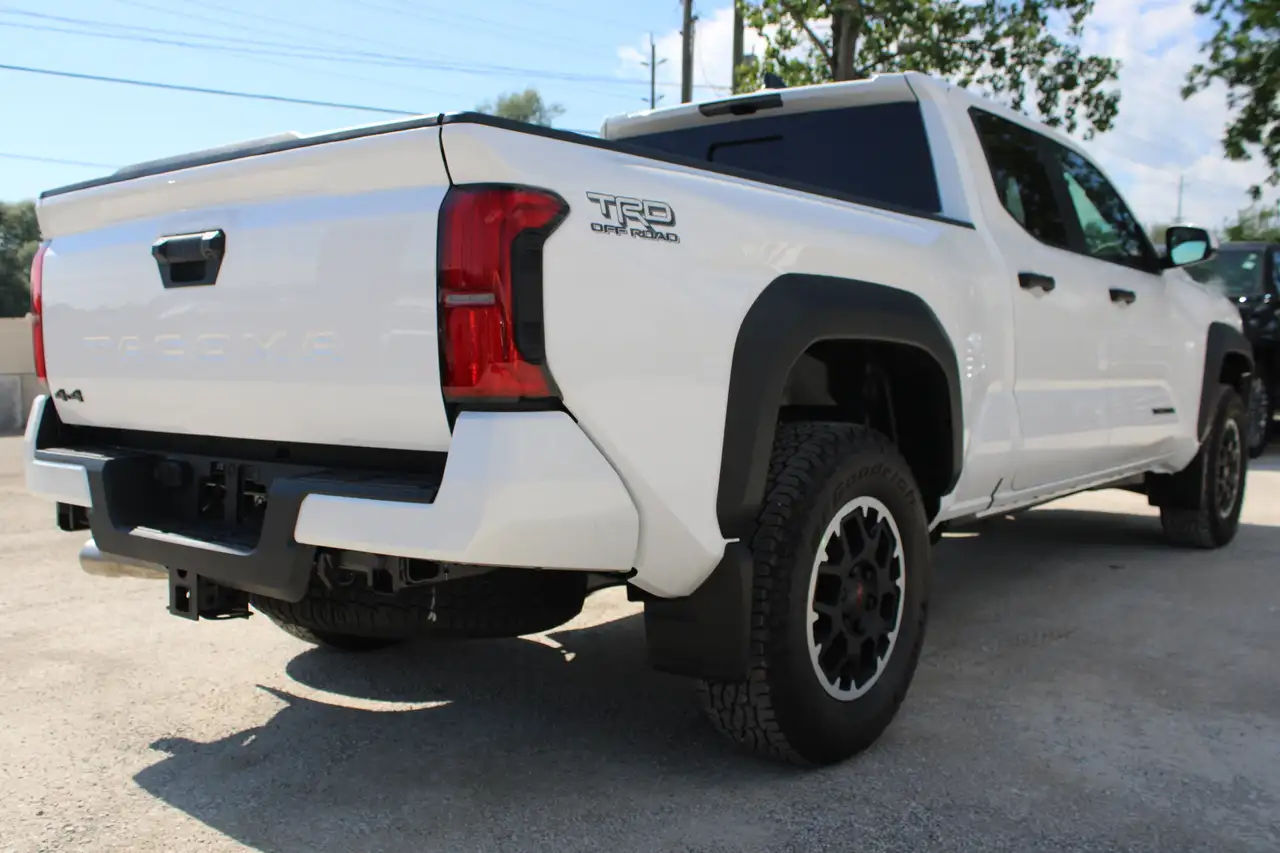 Toyota Tacoma fotografie Toyota Tacoma