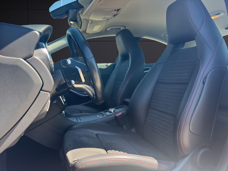 Mercedes-Benz CLA 180 CDI Automatik AMG LINE / — photo 12