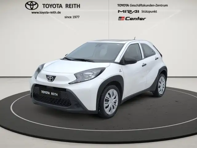 Toyota Aygo X Basis Apple CarPlay Android Auto Musikstreaming DA