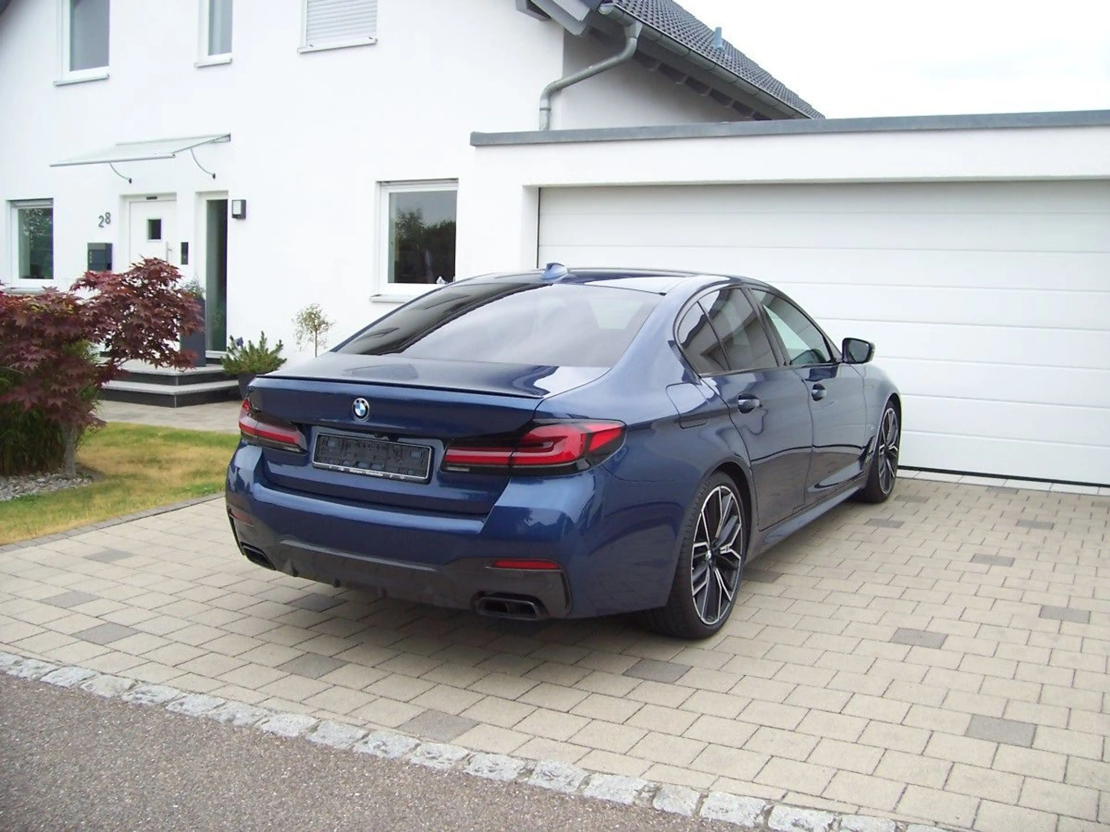 BMW 550 i xDrive Head/ACC/F-Parken/360°/Laser/20/IHd — photo 5