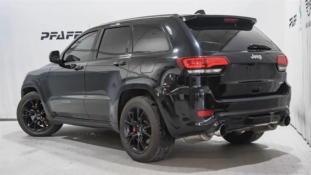 Jeep Grand Cherokee снимка Jeep Grand Cherokee