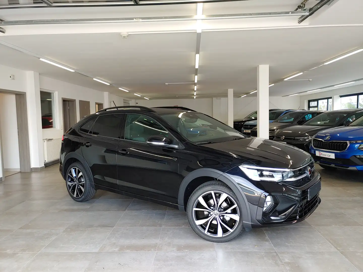 Volkswagen Taigo 1.5 TSI DSG R-Line Pano/Ready2Dis/Matrix/Kam/ACC Schwarz - 1