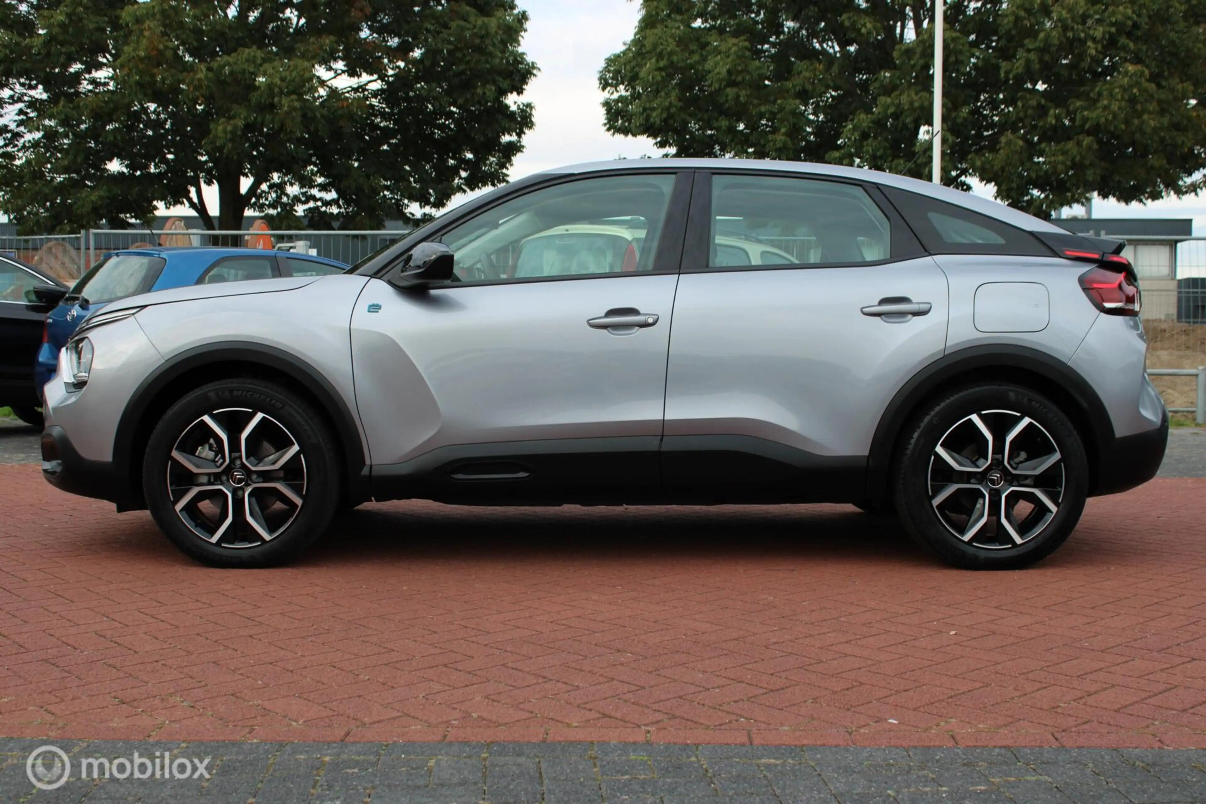 Citroen E-C4 Electric Feel Pack 50 kWh, Head-up display, Half leer/stof, — photo 3