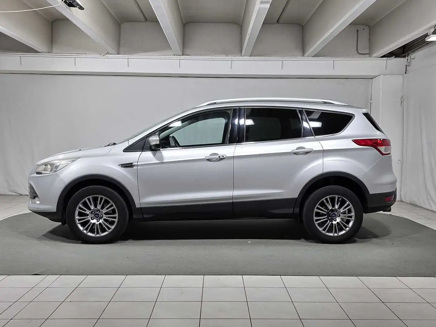 Ford Kuga 2.0 TDCI 140 CV 4WD Powershift Plus Argent - 2