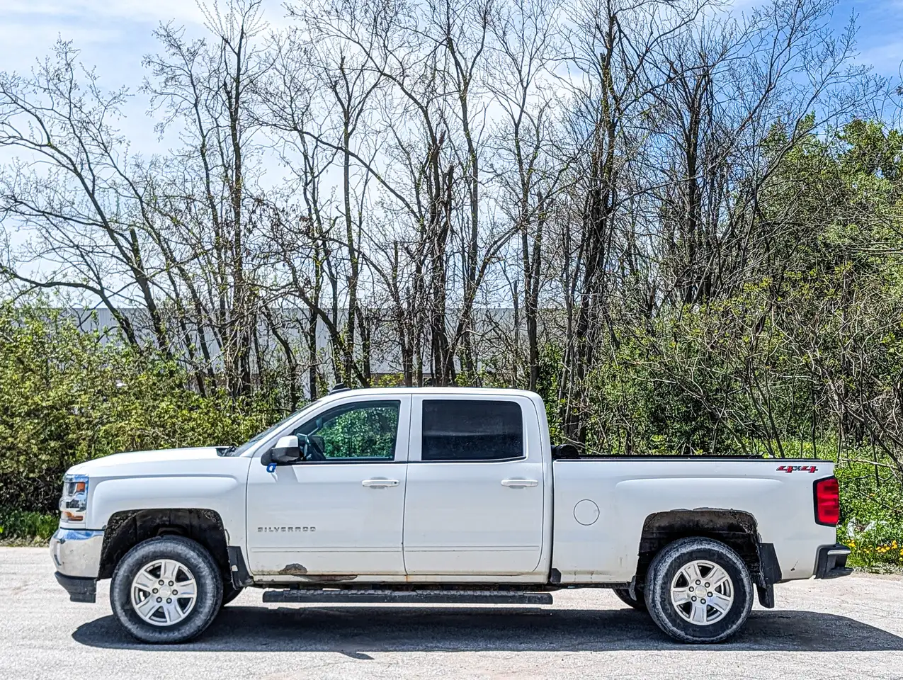Chevrolet Silverado 1500 снимка Chevrolet Silverado 1500