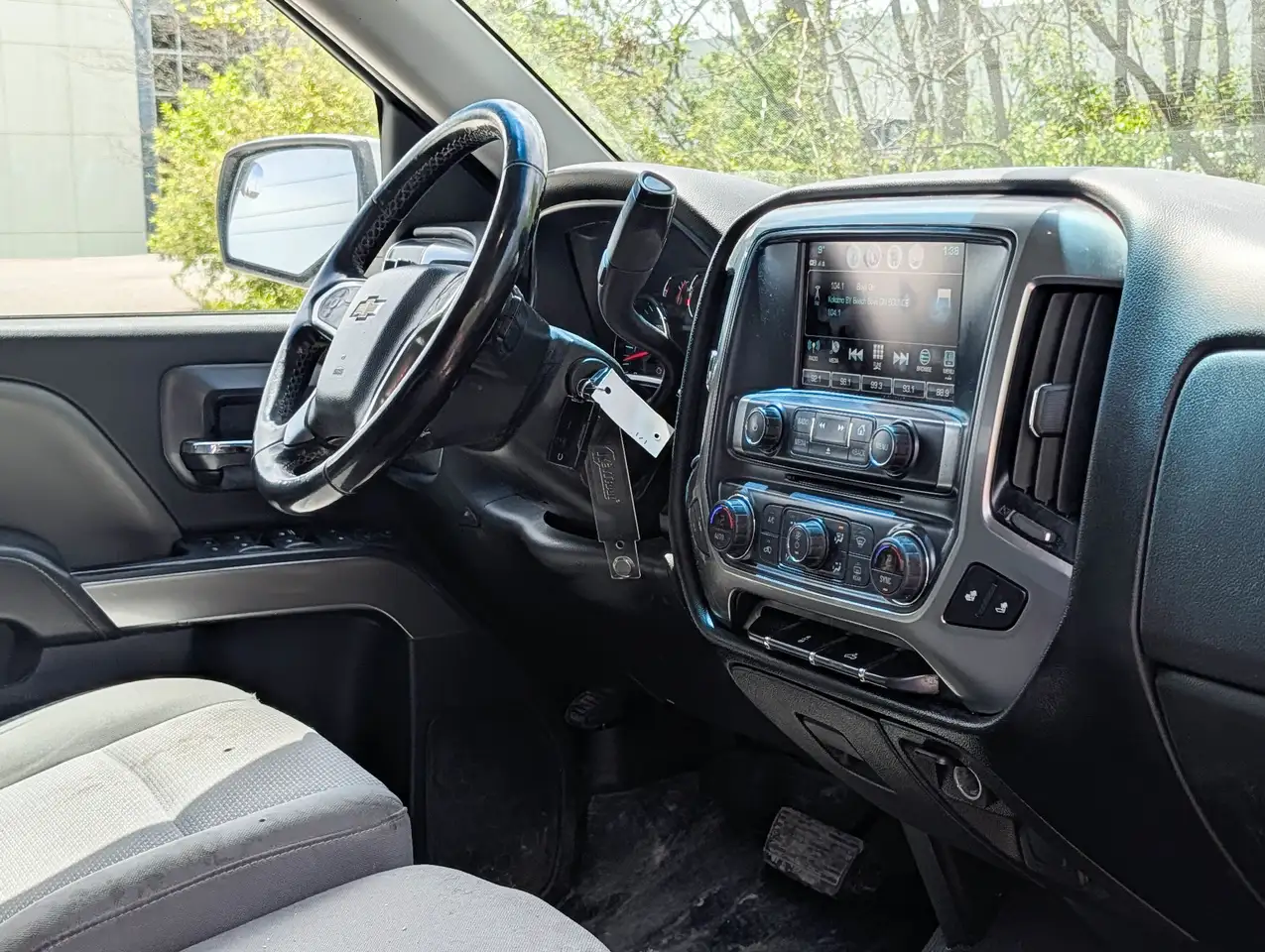 Chevrolet Silverado 1500 снимка Chevrolet Silverado 1500