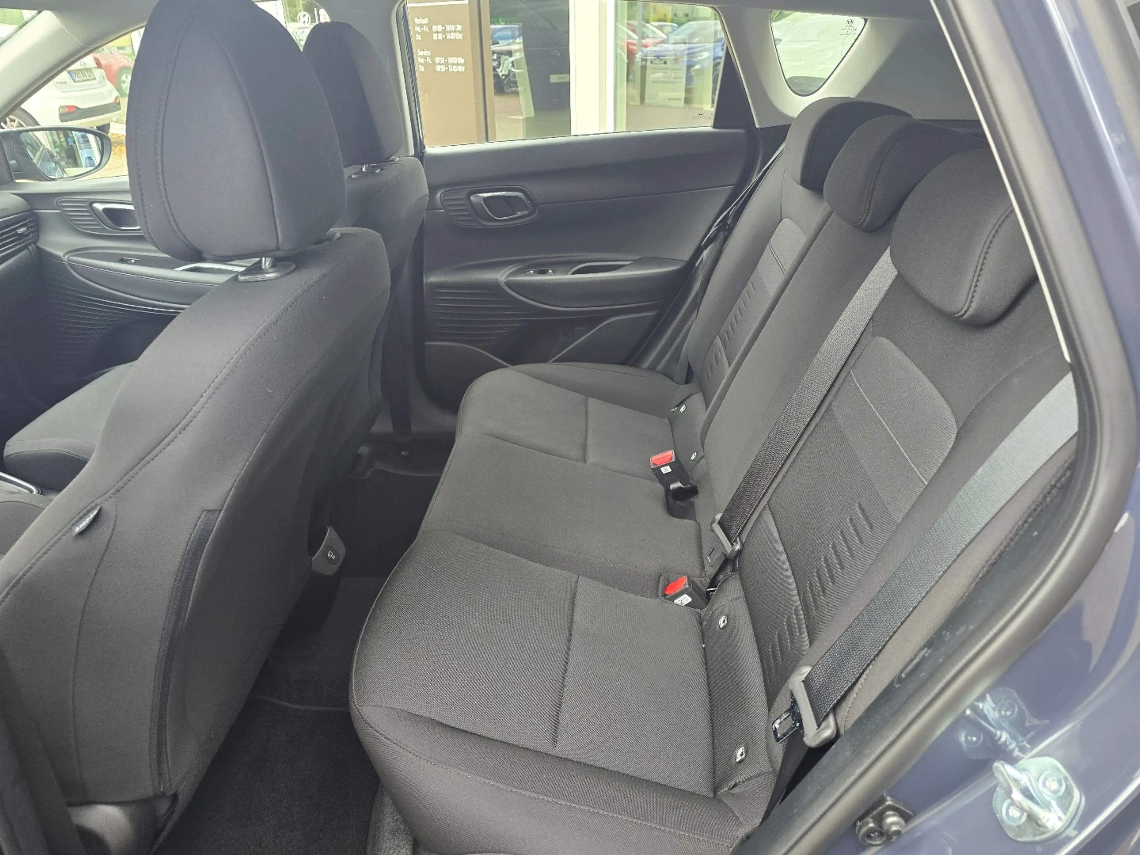 Hyundai BAYON MY25 1.0 T-GDI (100PS) 7-DCT Trend, KP — photo 8