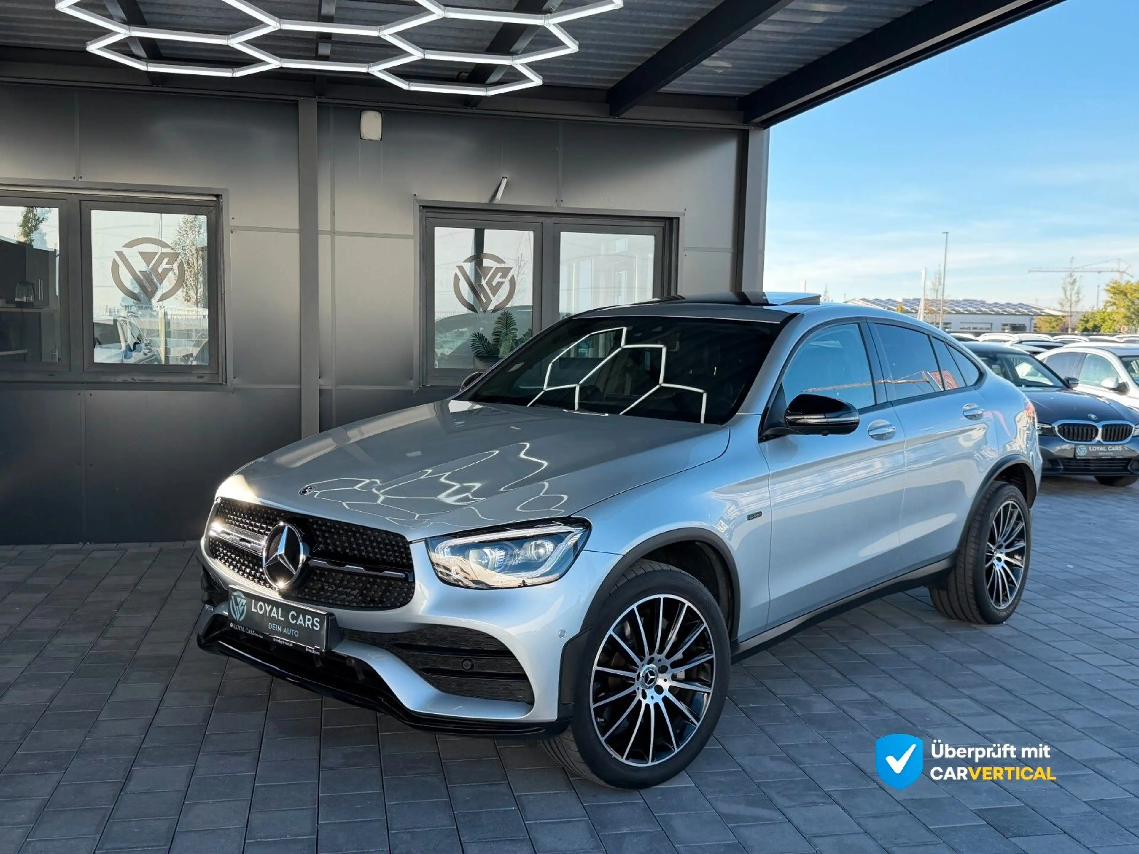 Mercedes-Benz GLC 300 de Coupe 4M*AMG*SB-Dach*360*Mbeam*Wides*