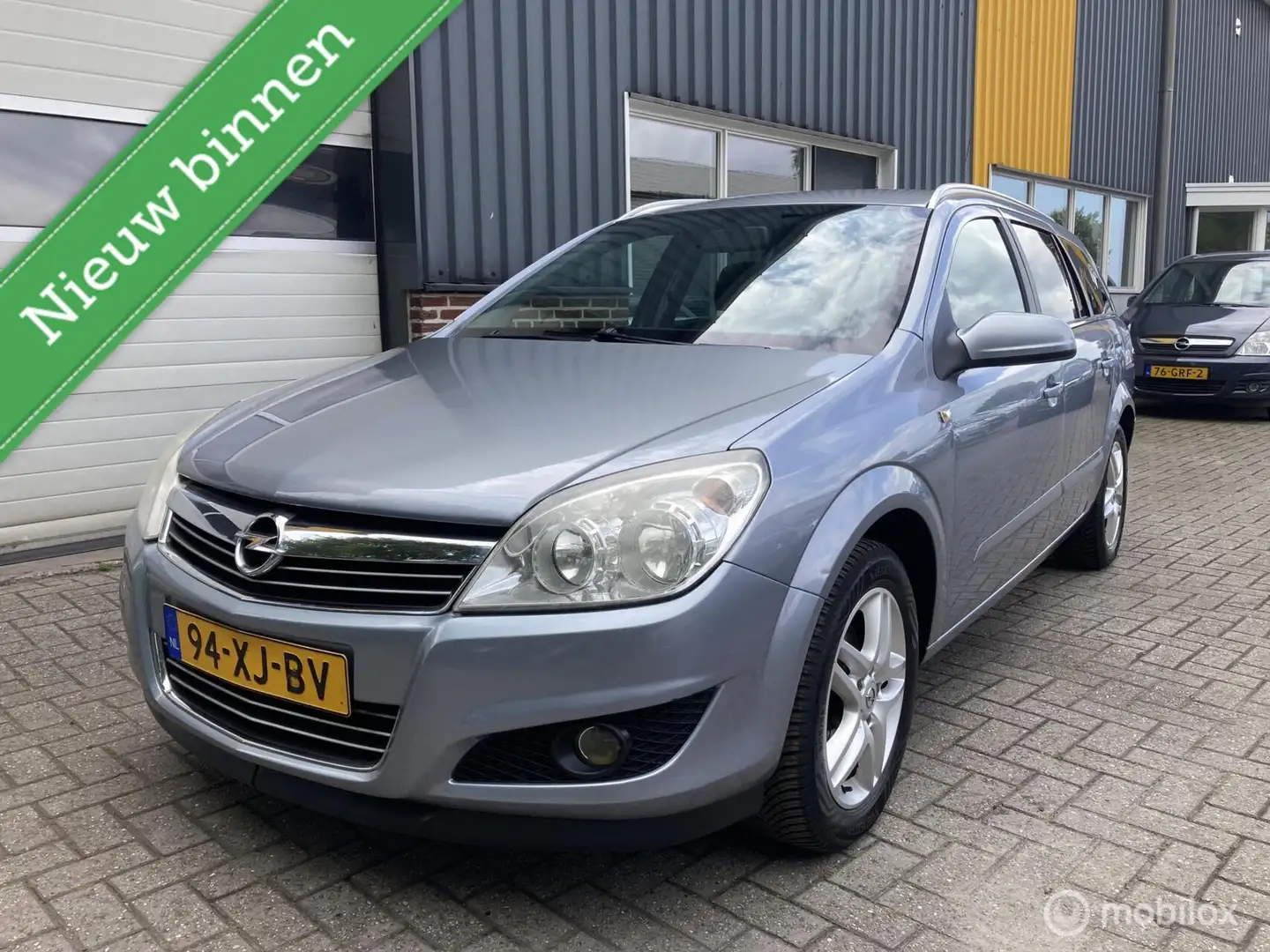Opel Astra Wagon 1.6 Temptation TREKHAAK! Grijs - 1
