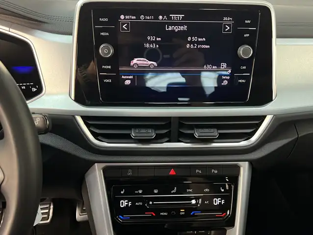 Volkswagen T-Roc view 12