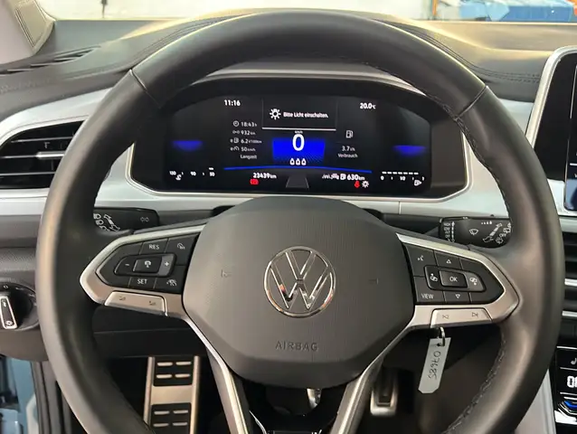 Volkswagen T-Roc view 7