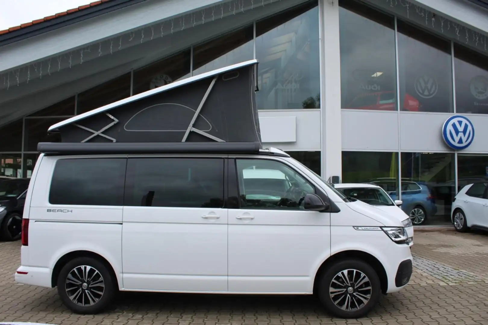 Volkswagen T6.1 California Beach Edition KAMERA+MARKISE Klima Navi Weiß - 2