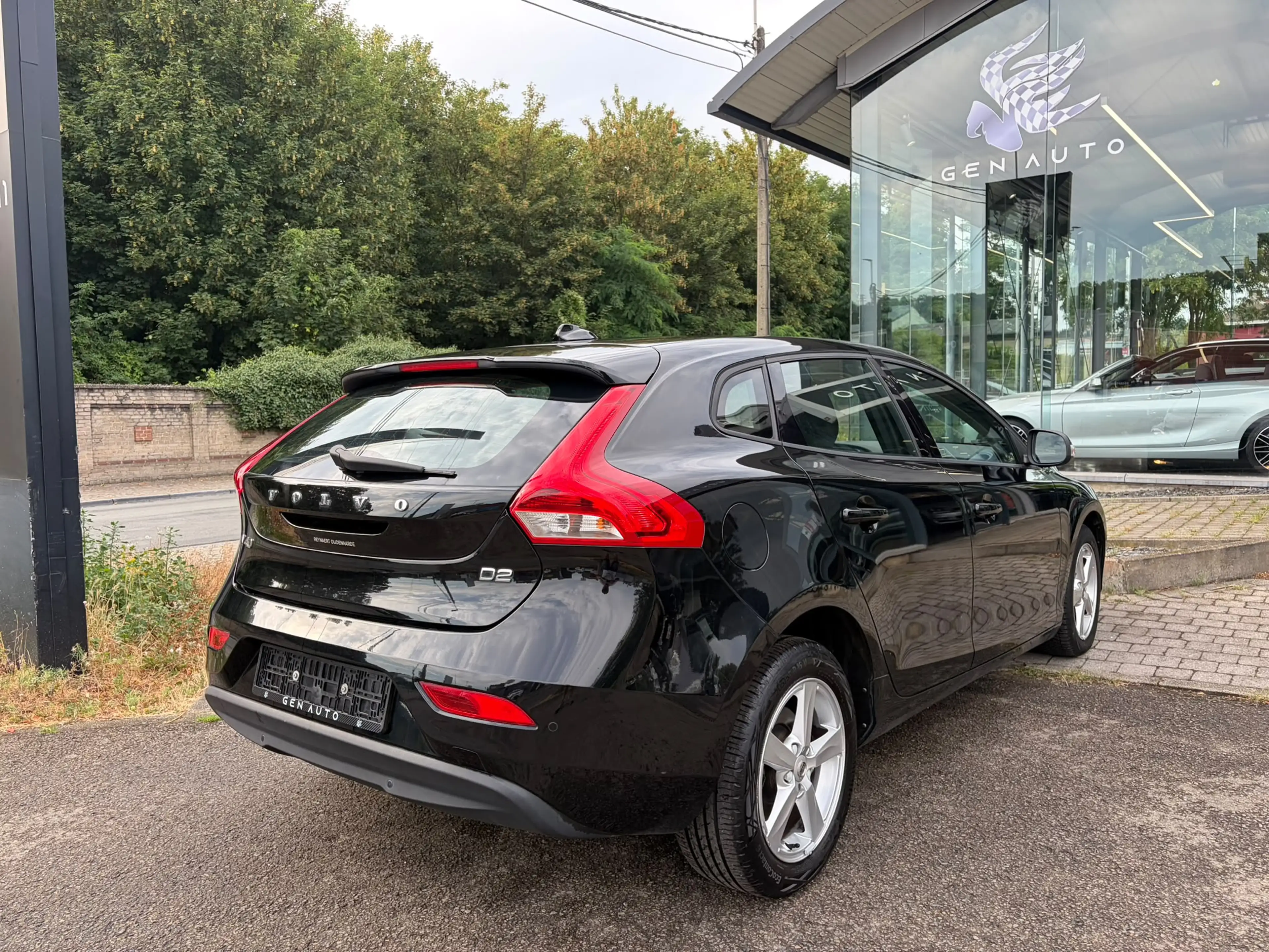 Volvo V40 2.0 D2 Eco Kinetic GPS Airco PDC * 12 MOIS GARANTIE * — photo 7