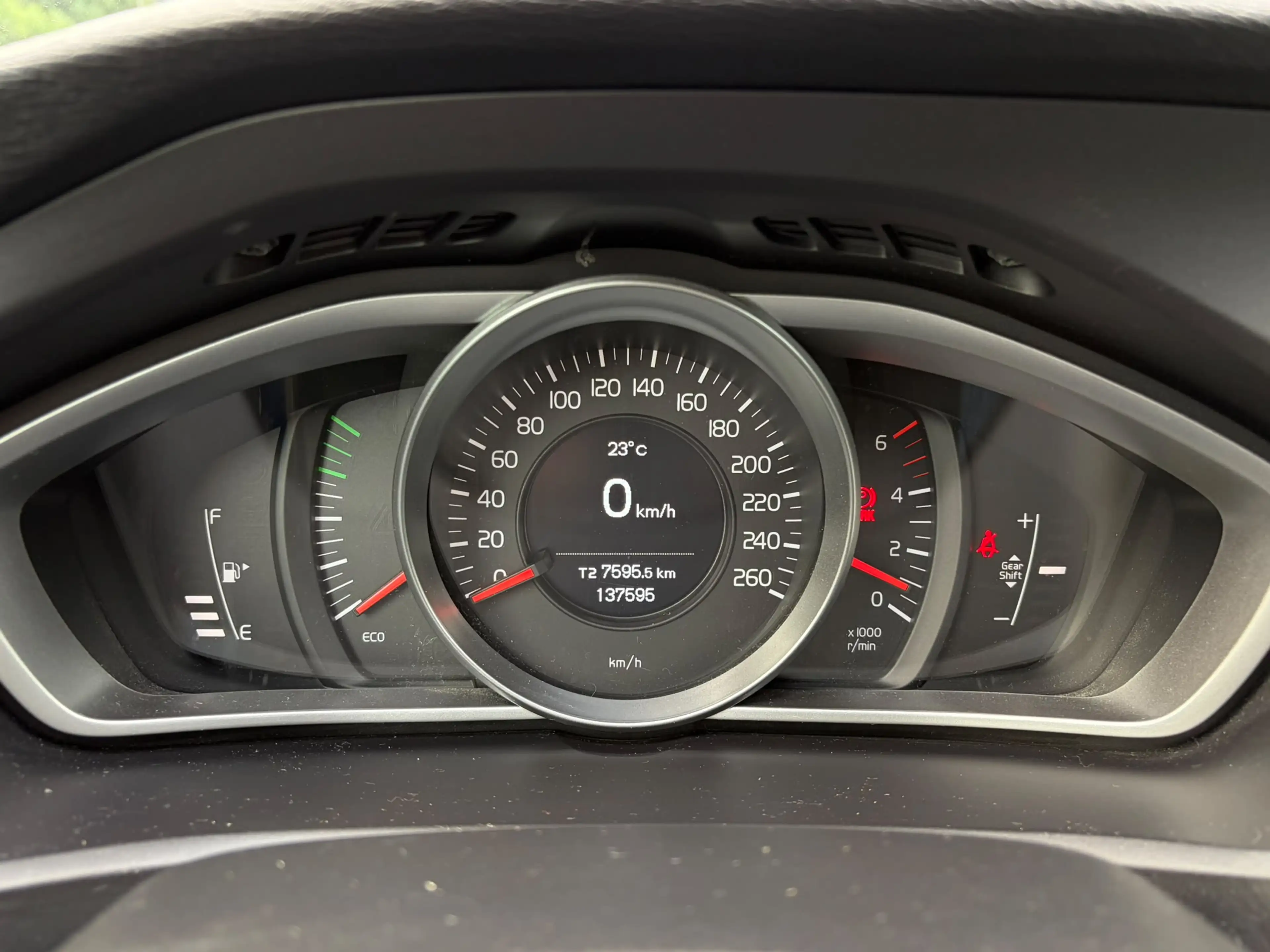 Volvo V40 2.0 D2 Eco Kinetic GPS Airco PDC * 12 MOIS GARANTIE * — photo 9