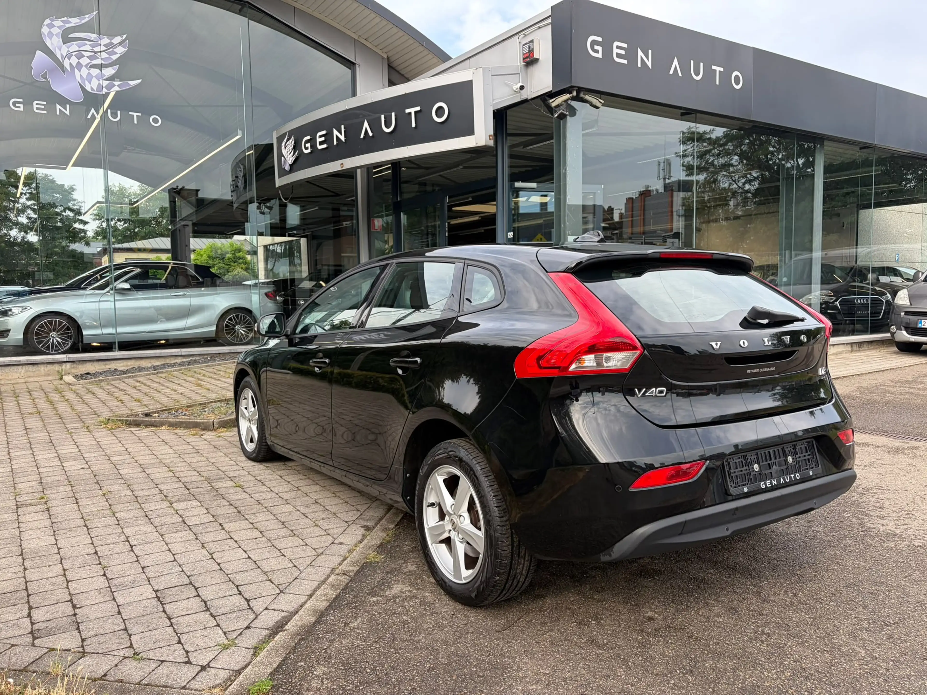 Volvo V40 2.0 D2 Eco Kinetic GPS Airco PDC * 12 MOIS GARANTIE * — photo 5