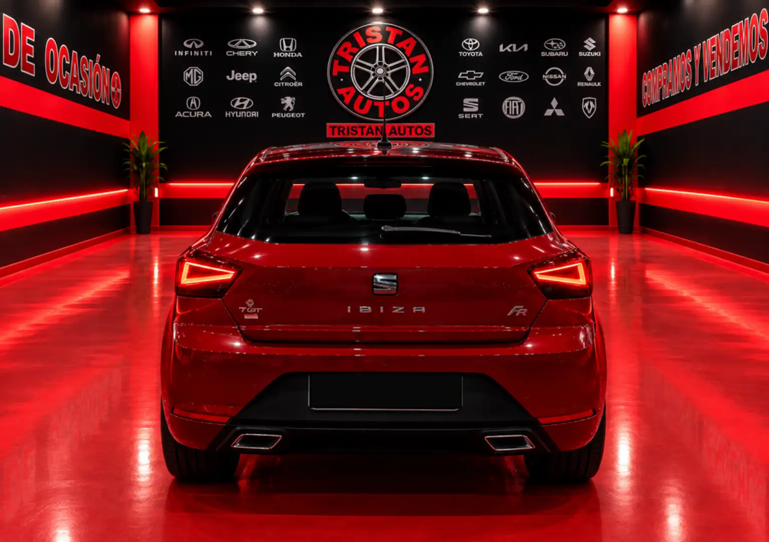 SEAT Ibiza 1.0 MPI S&S Reference 80 Rojo - 2