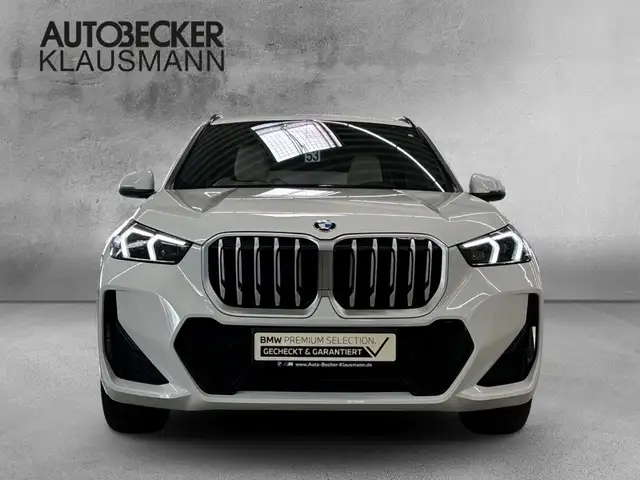 BMW X1 view 5