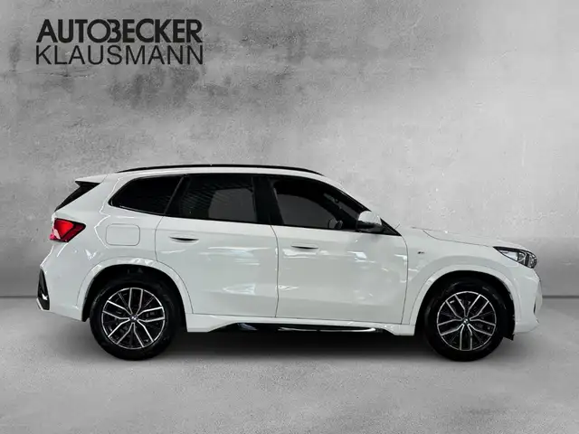 BMW X1 view 4