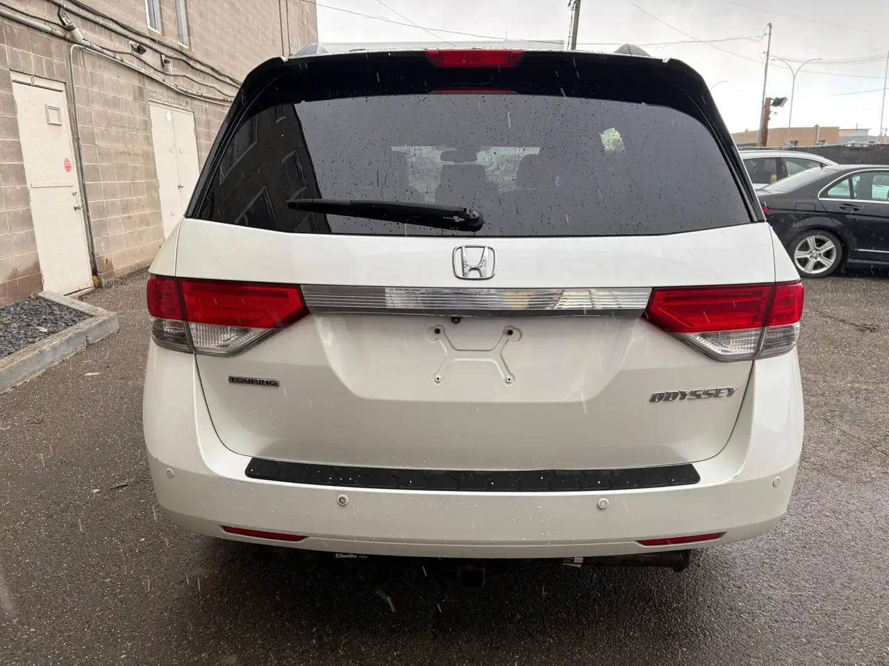 Honda Odyssey снимка Honda Odyssey