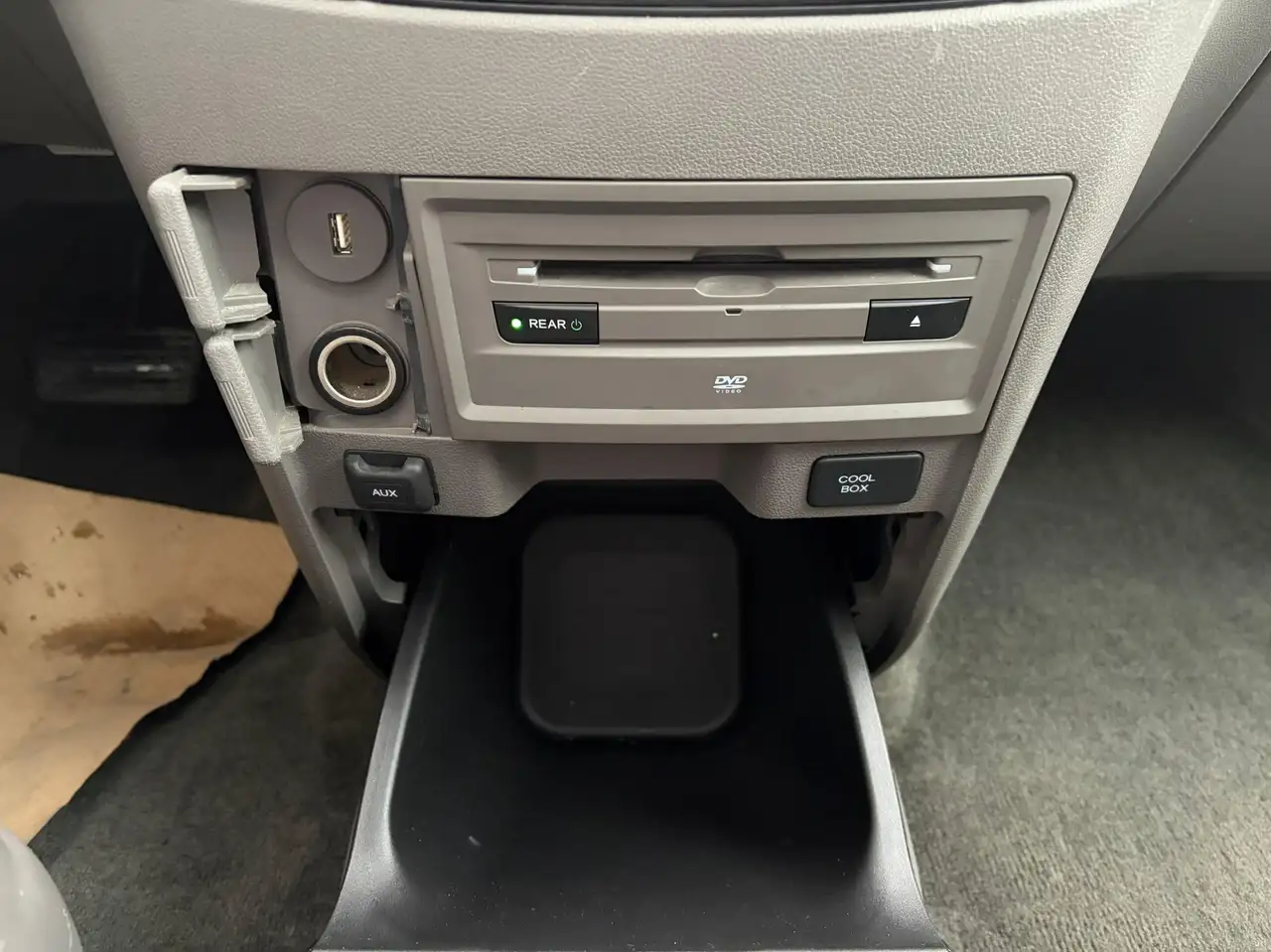 Honda Odyssey снимка Honda Odyssey