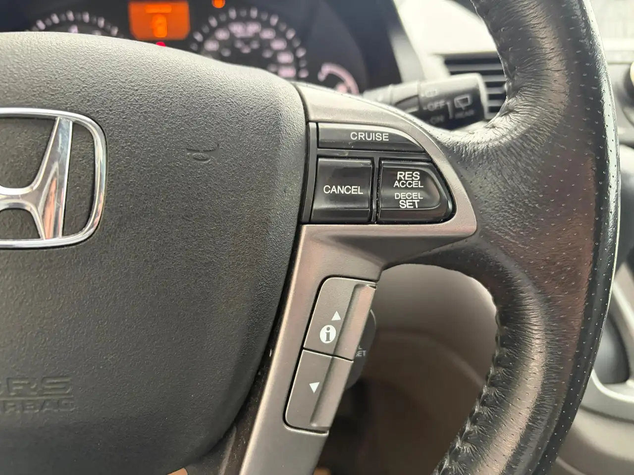 Honda Odyssey снимка Honda Odyssey