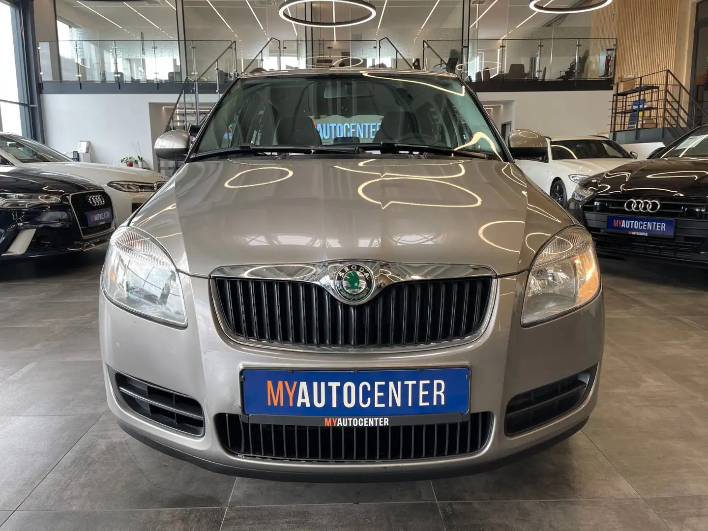 Skoda Fabia Combi Ambiente *KLIMA*2.HAND* Бежевий - 2