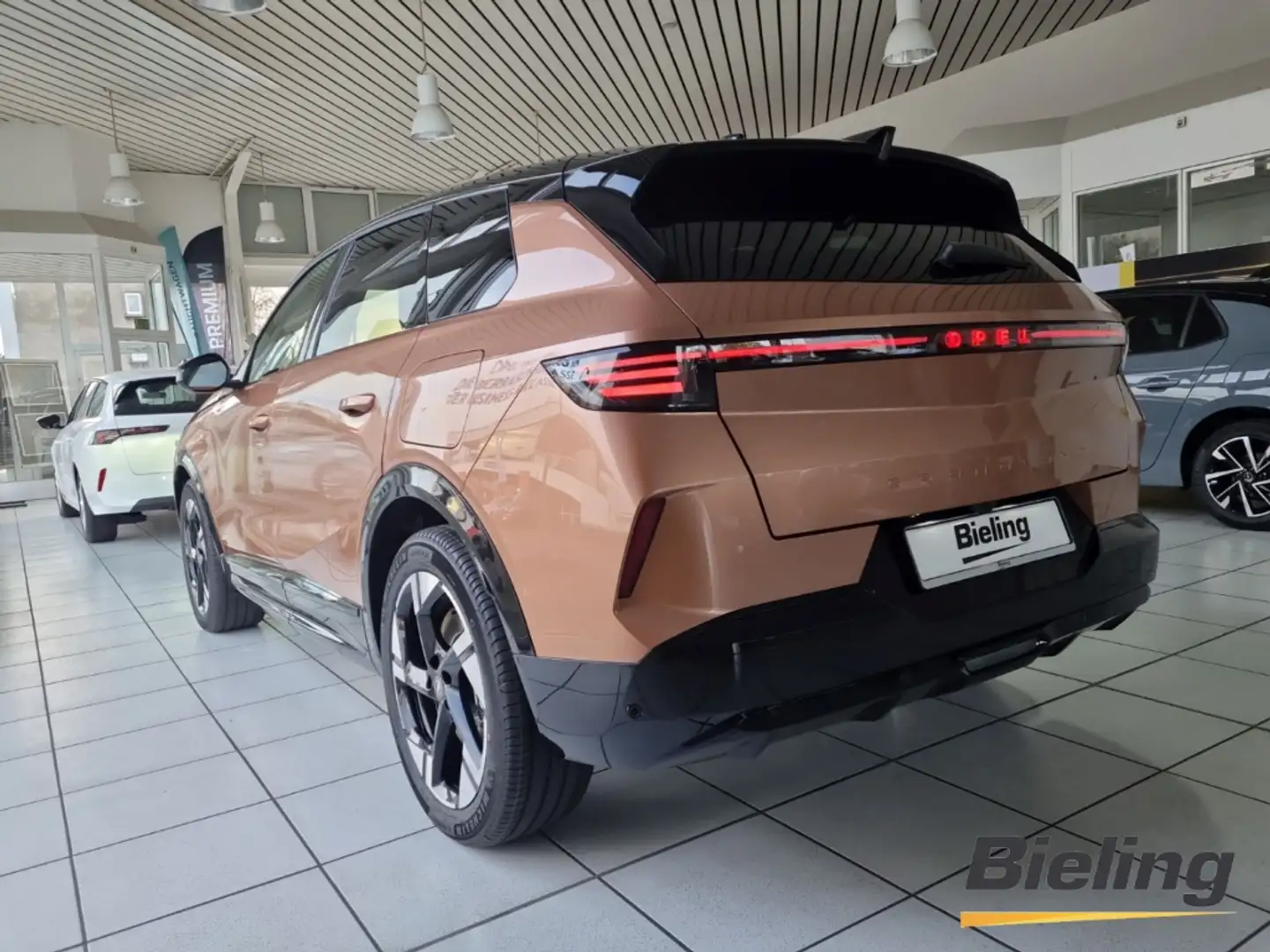 Opel Grandland GS - NEUES MODEL Gold - 2