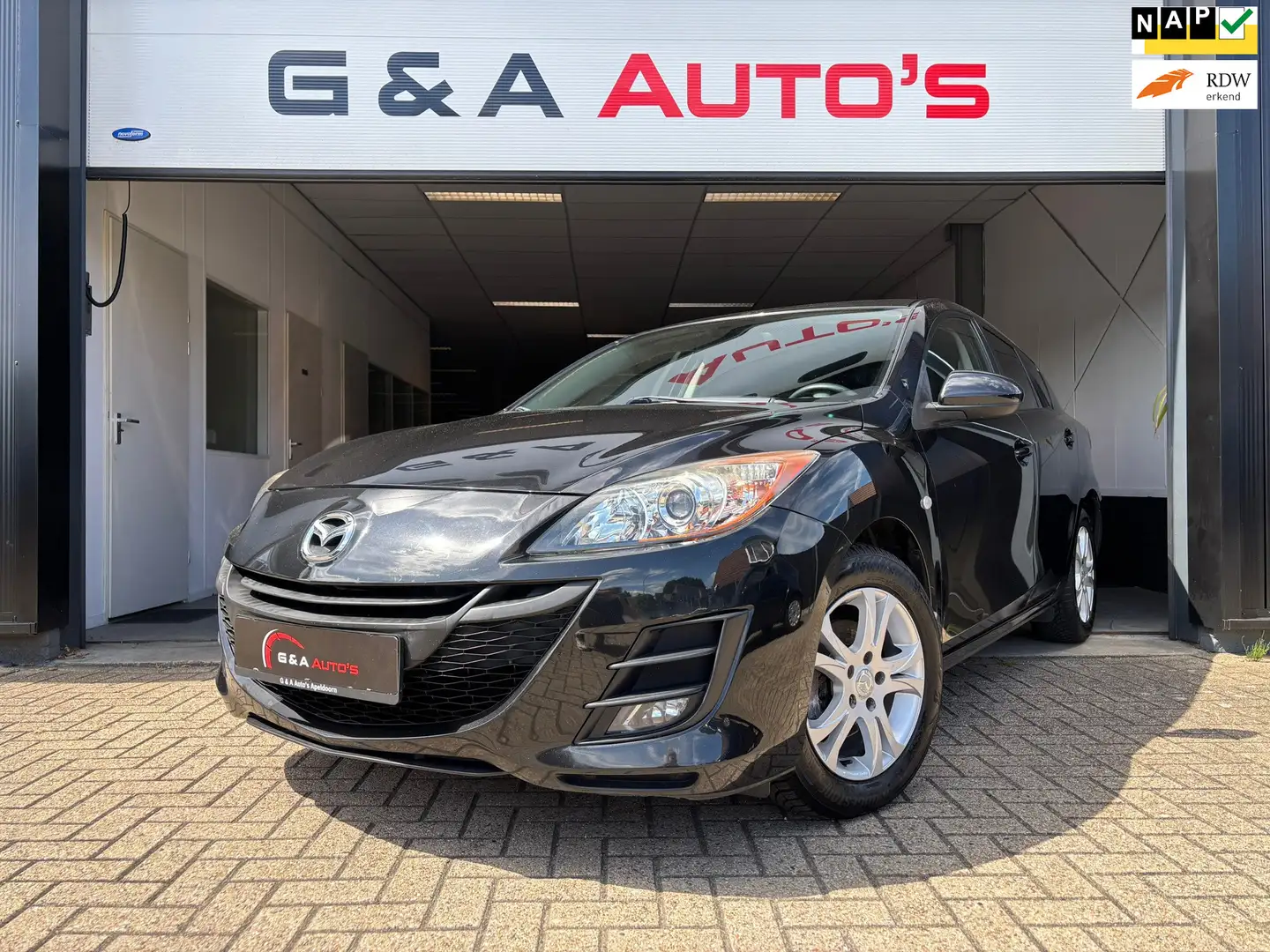 Mazda 3 1.6 / CRUISE CTRL / PDC / STOELVERW / AIRCO Zwart - 1